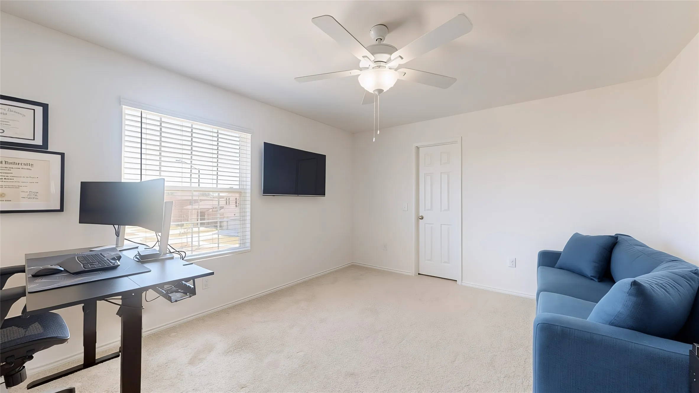 Single Family Residence For Sale in Denton County , 2520 Pecan Park Drive, Denton, Texas 76208, 4 Bedroom, 3 Bathroom, 2 Garage spaces, 2,760 Sqft, built in 2023, mls#21383990, Real Estate Agent in Denton, Homes For Sale in Denton county, Homes For Sale in Denton, Realtor in Denton Texas, Real Estate Brokerage Independent Realty Texas, Luminita Cordes Realtor