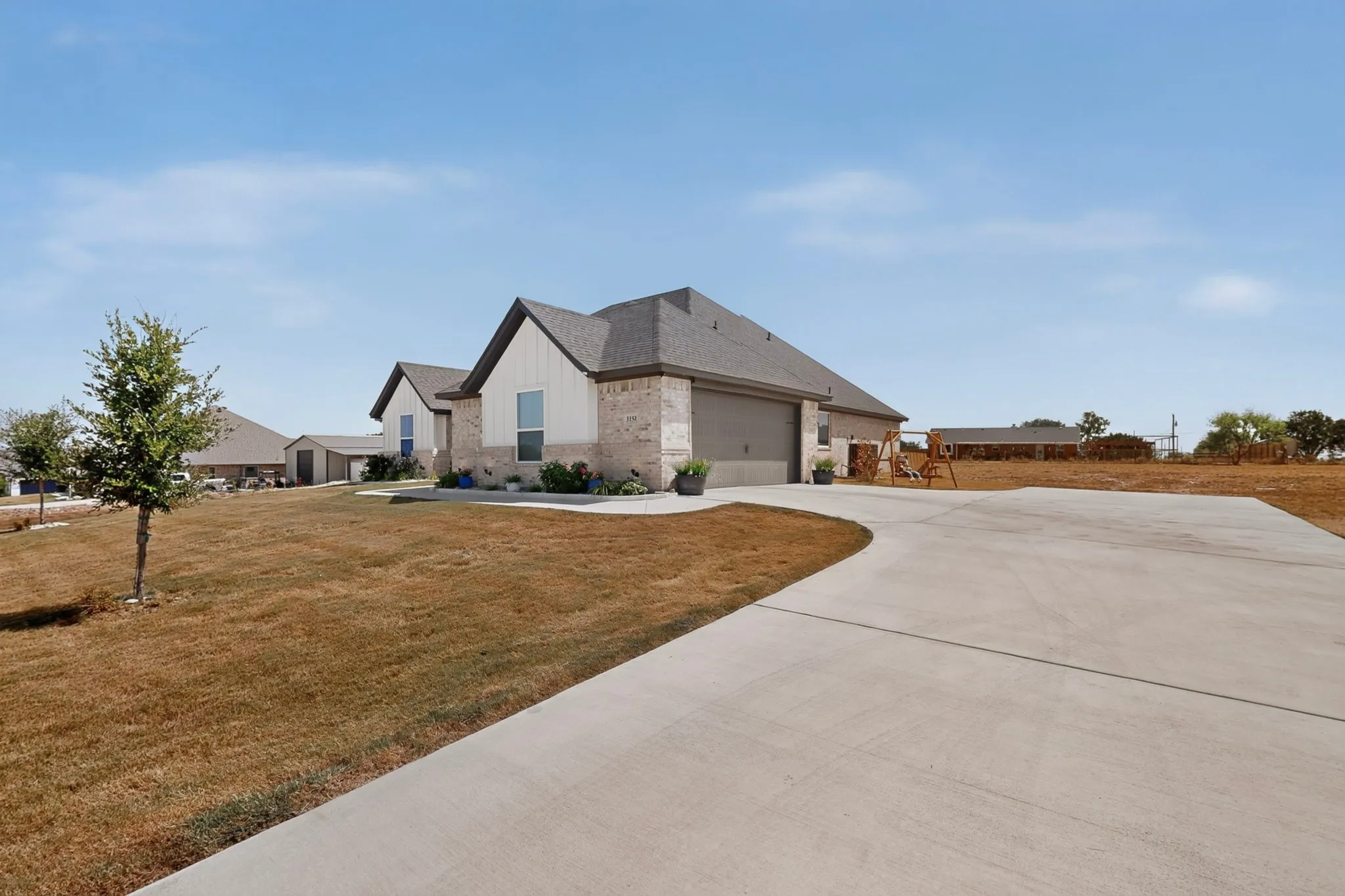 Single Family Residence For Sale in Parker County , 3151 Infinity Drive, Weatherford, Texas 76087, 4 Bedroom, 2 Bathroom, 2 Garage spaces, 2,197 Sqft, built in 2024, mls#21383956, Real Estate Agent in Weatherford, Homes For Sale in Parker county, Homes For Sale in Weatherford, Realtor in Weatherford Texas, Real Estate Brokerage Independent Realty Texas, Luminita Cordes Realtor