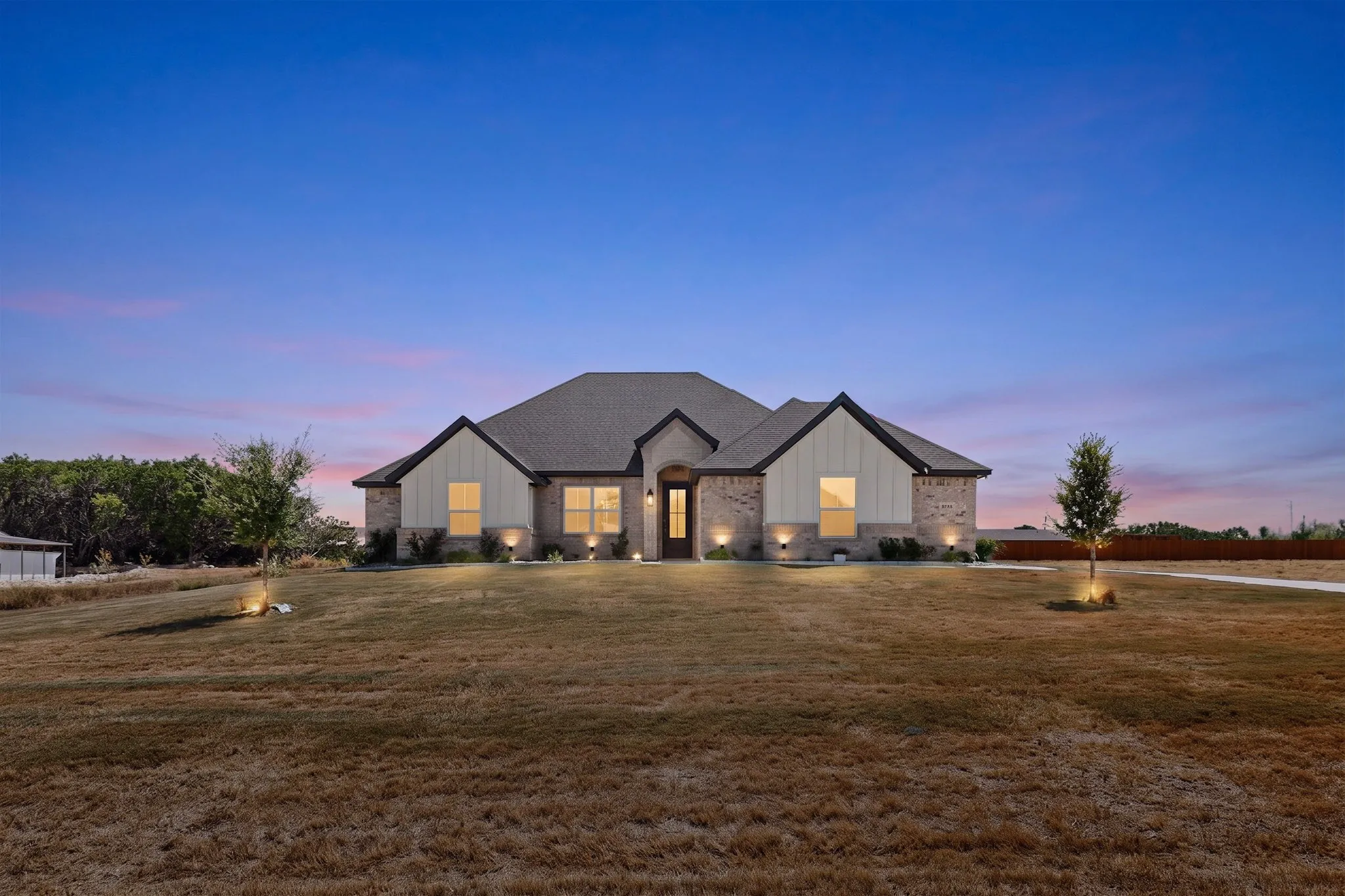 Single Family Residence For Sale in Parker County , 3151 Infinity Drive, Weatherford, Texas 76087, 4 Bedroom, 2 Bathroom, 2 Garage spaces, 2,197 Sqft, built in 2024, mls#21383956, Real Estate Agent in Weatherford, Homes For Sale in Parker county, Homes For Sale in Weatherford, Realtor in Weatherford Texas, Real Estate Brokerage Independent Realty Texas, Luminita Cordes Realtor