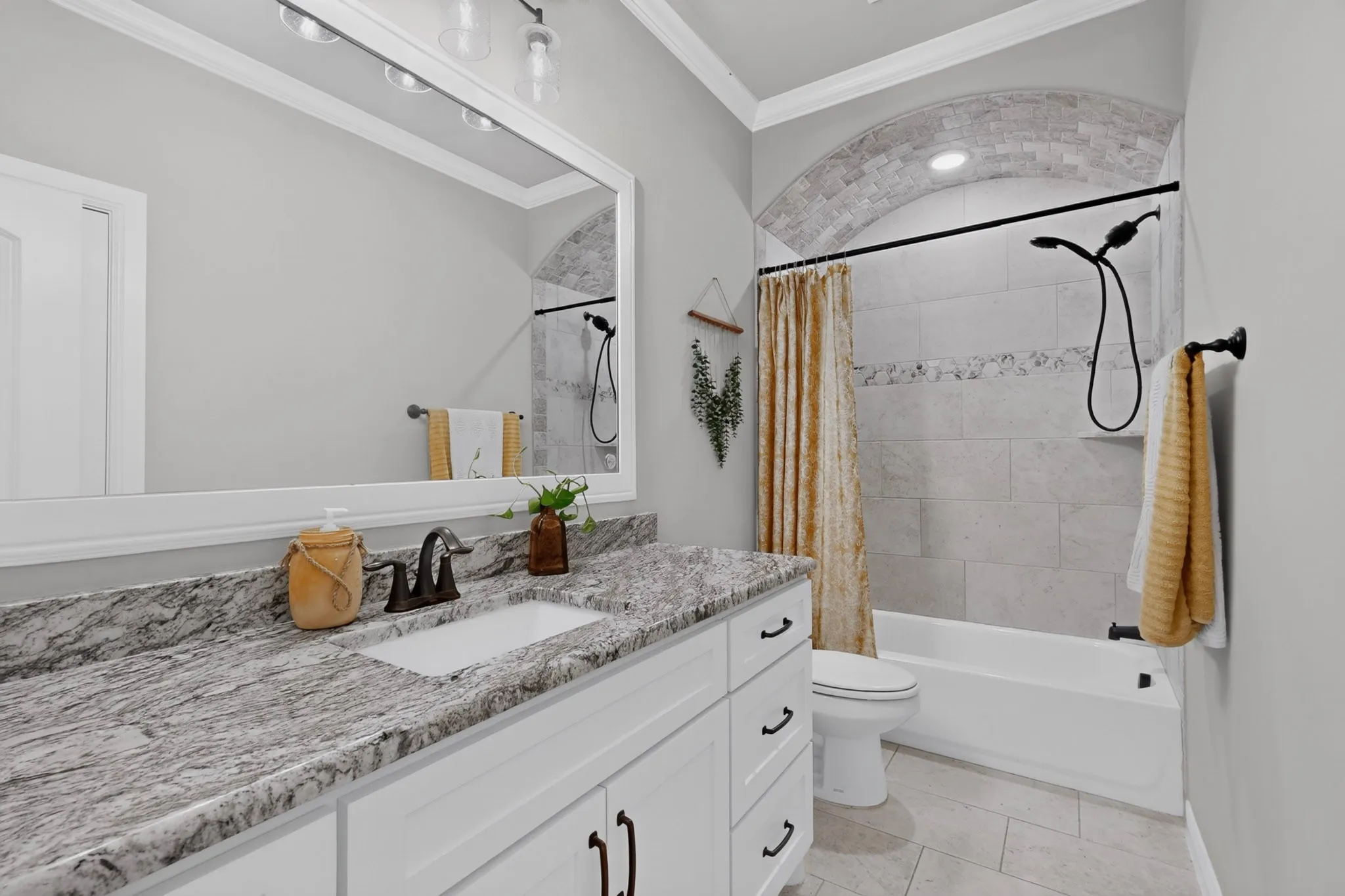 Single Family Residence For Sale in Parker County , 3151 Infinity Drive, Weatherford, Texas 76087, 4 Bedroom, 2 Bathroom, 2 Garage spaces, 2,197 Sqft, built in 2024, mls#21383956, Real Estate Agent in Weatherford, Homes For Sale in Parker county, Homes For Sale in Weatherford, Realtor in Weatherford Texas, Real Estate Brokerage Independent Realty Texas, Luminita Cordes Realtor