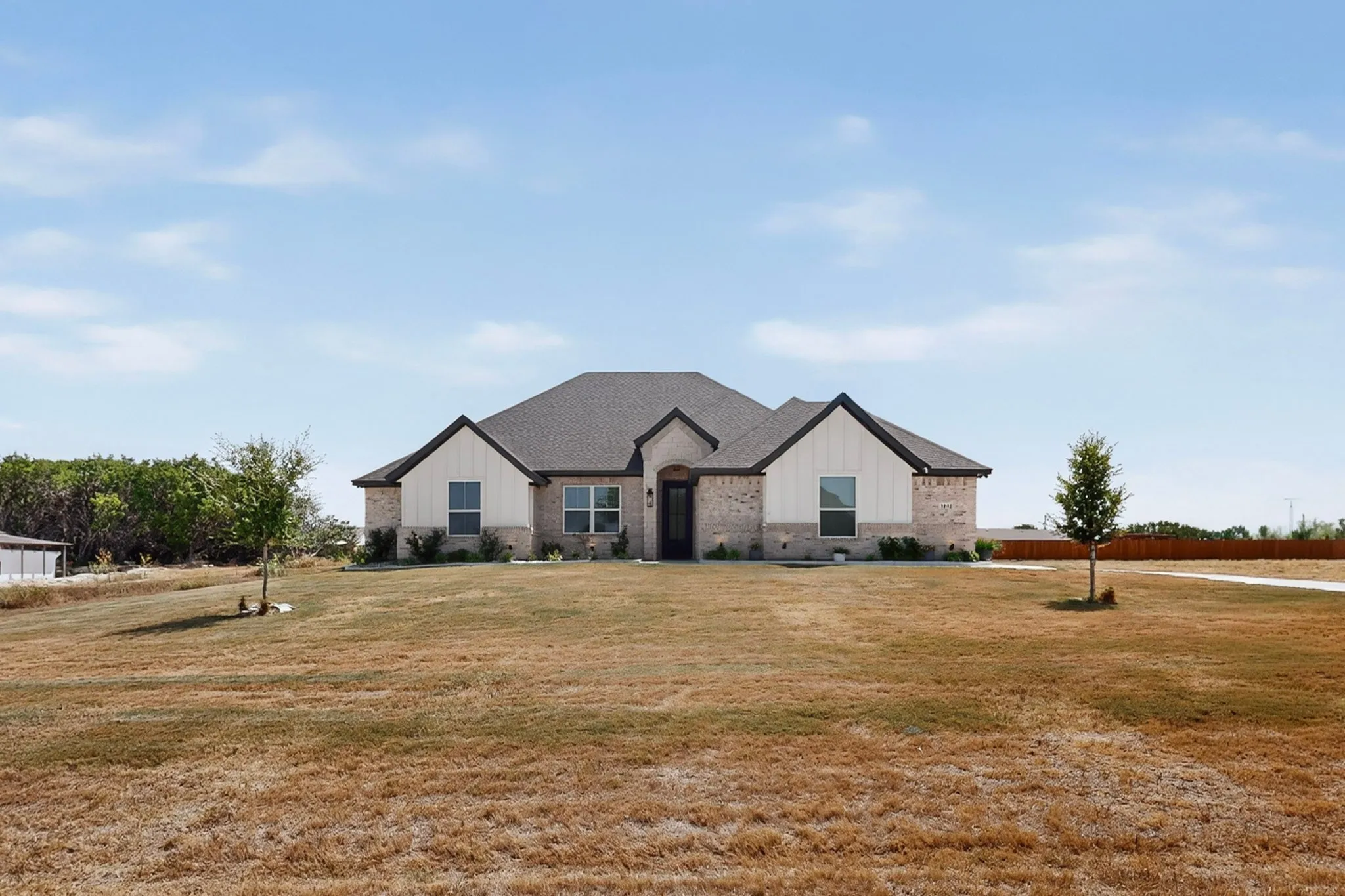 Single Family Residence For Sale in Parker County , 3151 Infinity Drive, Weatherford, Texas 76087, 4 Bedroom, 2 Bathroom, 2 Garage spaces, 2,197 Sqft, built in 2024, mls#21383956, Real Estate Agent in Weatherford, Homes For Sale in Parker county, Homes For Sale in Weatherford, Realtor in Weatherford Texas, Real Estate Brokerage Independent Realty Texas, Luminita Cordes Realtor