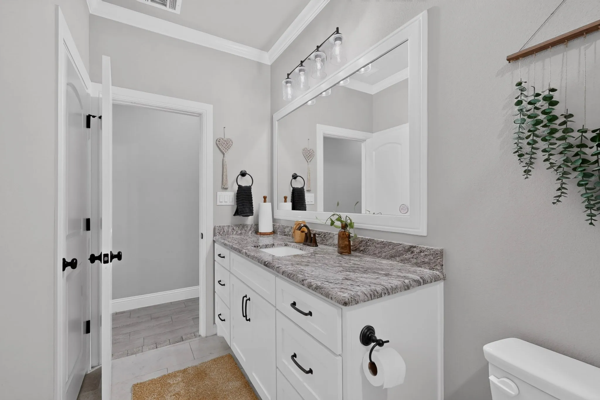 Single Family Residence For Sale in Parker County , 3151 Infinity Drive, Weatherford, Texas 76087, 4 Bedroom, 2 Bathroom, 2 Garage spaces, 2,197 Sqft, built in 2024, mls#21383956, Real Estate Agent in Weatherford, Homes For Sale in Parker county, Homes For Sale in Weatherford, Realtor in Weatherford Texas, Real Estate Brokerage Independent Realty Texas, Luminita Cordes Realtor