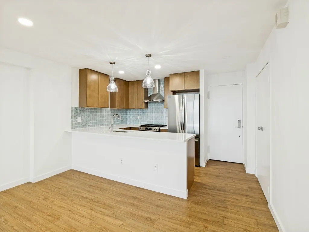 Condominium For Rent in Dallas County , 3883 Turtle Creek Boulevard 1417, Dallas, Texas 75219, 1 Bedroom, 1 Bathroom, 1 Garage spaces, 863 Sqft, built in 1963, mls#21384005, Real Estate Agent in Dallas, Homes For Rent in Dallas county, Homes For Rent in Dallas, Realtor in Dallas Texas, Real Estate Brokerage Independent Realty Texas, Luminita Cordes Realtor