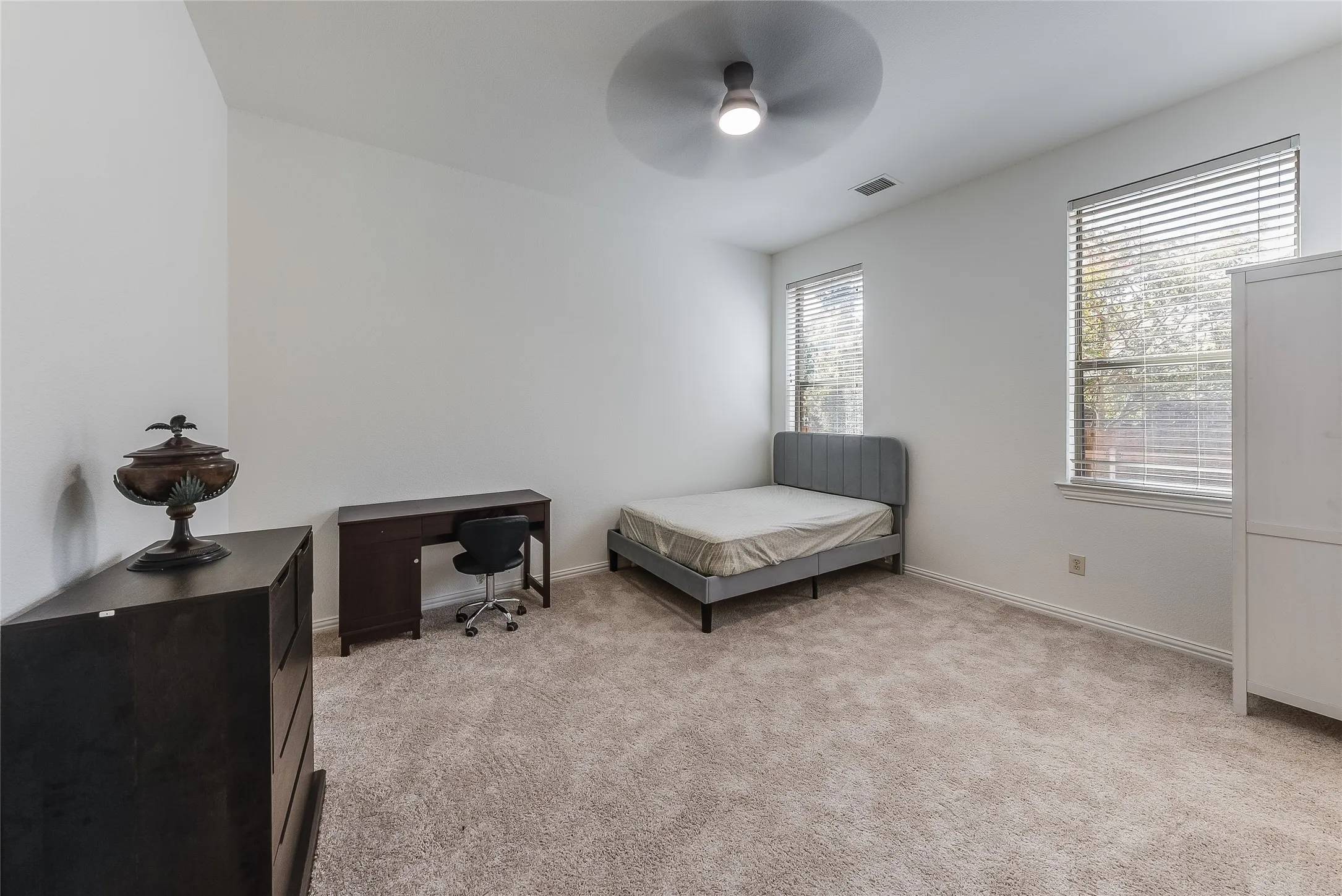Single Family Residence For Sale in Denton County , 1207 Silentbrook Court, Frisco, Texas 75036, 5 Bedroom, 5 Bathroom, 3 Garage spaces, 5,247 Sqft, built in 2005, mls#21376754, Real Estate Agent in Frisco, Homes For Sale in Denton county, Homes For Sale in Frisco, Realtor in Frisco Texas, Real Estate Brokerage Independent Realty Texas, Luminita Cordes Realtor