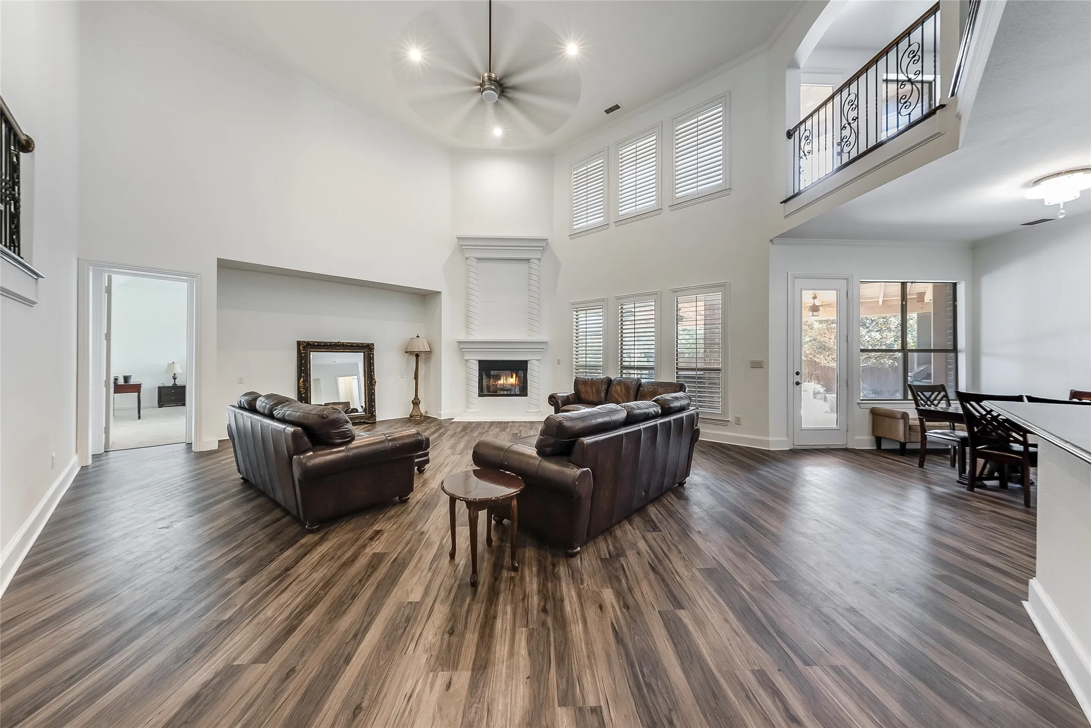 Single Family Residence For Sale in Denton County , 1207 Silentbrook Court, Frisco, Texas 75036, 5 Bedroom, 5 Bathroom, 3 Garage spaces, 5,247 Sqft, built in 2005, mls#21376754, Real Estate Agent in Frisco, Homes For Sale in Denton county, Homes For Sale in Frisco, Realtor in Frisco Texas, Real Estate Brokerage Independent Realty Texas, Luminita Cordes Realtor