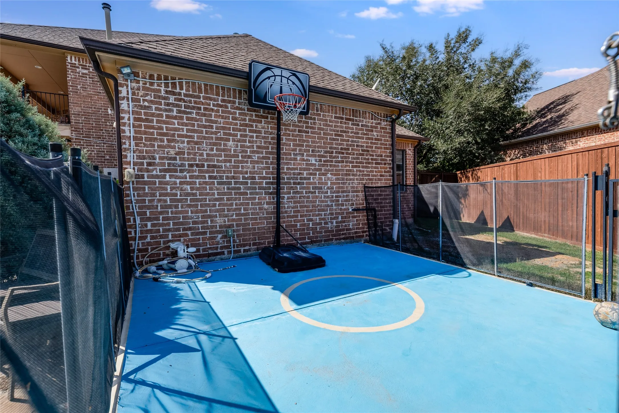 Single Family Residence For Sale in Denton County , 1207 Silentbrook Court, Frisco, Texas 75036, 5 Bedroom, 5 Bathroom, 3 Garage spaces, 5,247 Sqft, built in 2005, mls#21376754, Real Estate Agent in Frisco, Homes For Sale in Denton county, Homes For Sale in Frisco, Realtor in Frisco Texas, Real Estate Brokerage Independent Realty Texas, Luminita Cordes Realtor