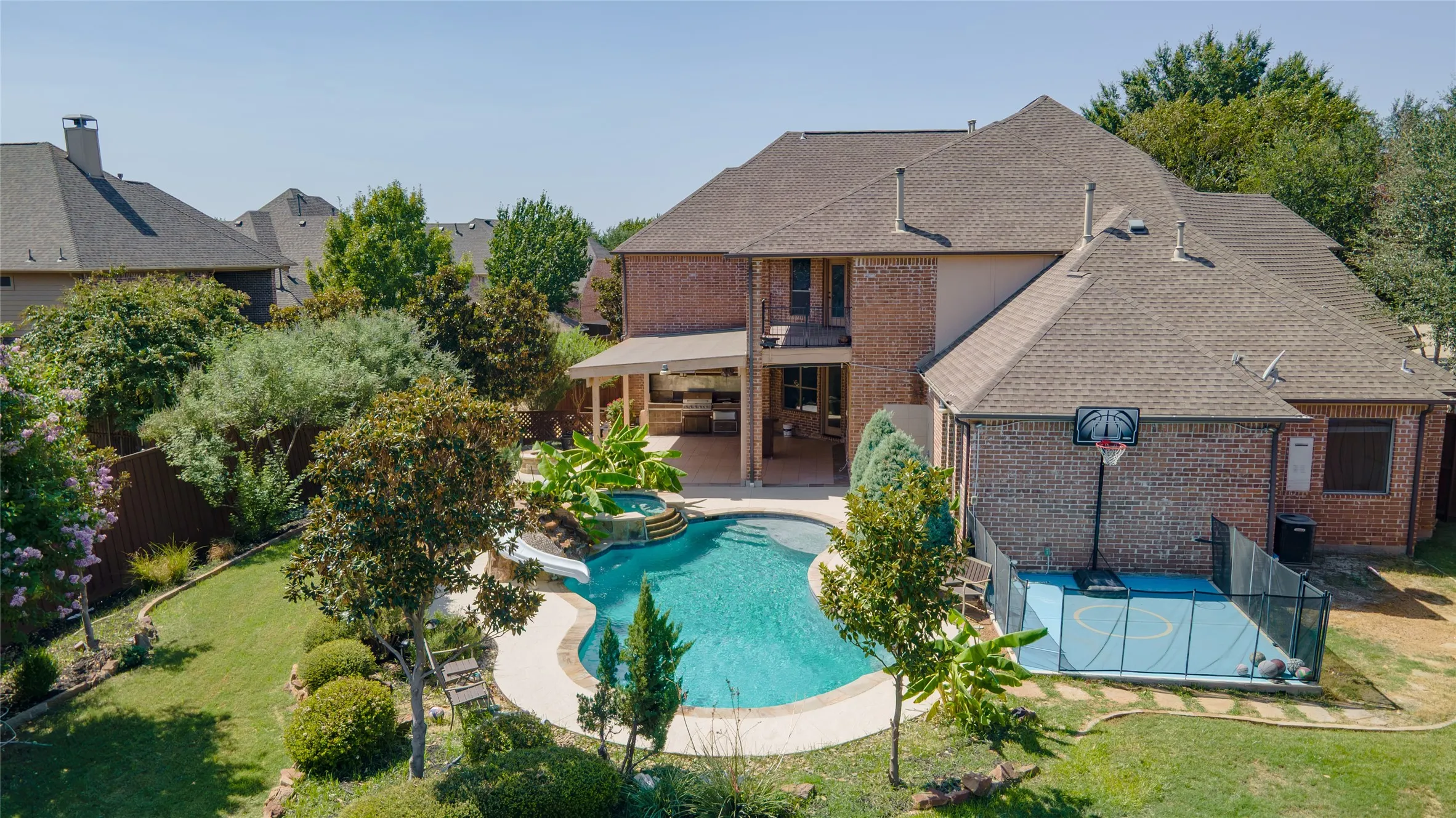 Single Family Residence For Sale in Denton County , 1207 Silentbrook Court, Frisco, Texas 75036, 5 Bedroom, 5 Bathroom, 3 Garage spaces, 5,247 Sqft, built in 2005, mls#21376754, Real Estate Agent in Frisco, Homes For Sale in Denton county, Homes For Sale in Frisco, Realtor in Frisco Texas, Real Estate Brokerage Independent Realty Texas, Luminita Cordes Realtor