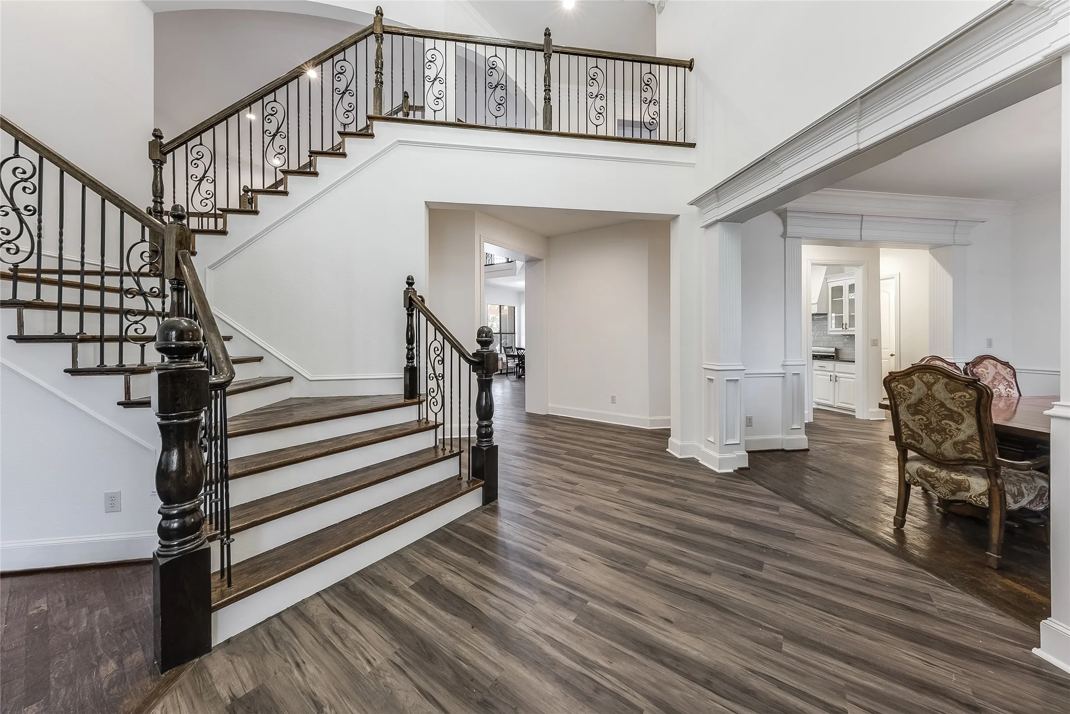 Single Family Residence For Sale in Denton County , 1207 Silentbrook Court, Frisco, Texas 75036, 5 Bedroom, 5 Bathroom, 3 Garage spaces, 5,247 Sqft, built in 2005, mls#21376754, Real Estate Agent in Frisco, Homes For Sale in Denton county, Homes For Sale in Frisco, Realtor in Frisco Texas, Real Estate Brokerage Independent Realty Texas, Luminita Cordes Realtor