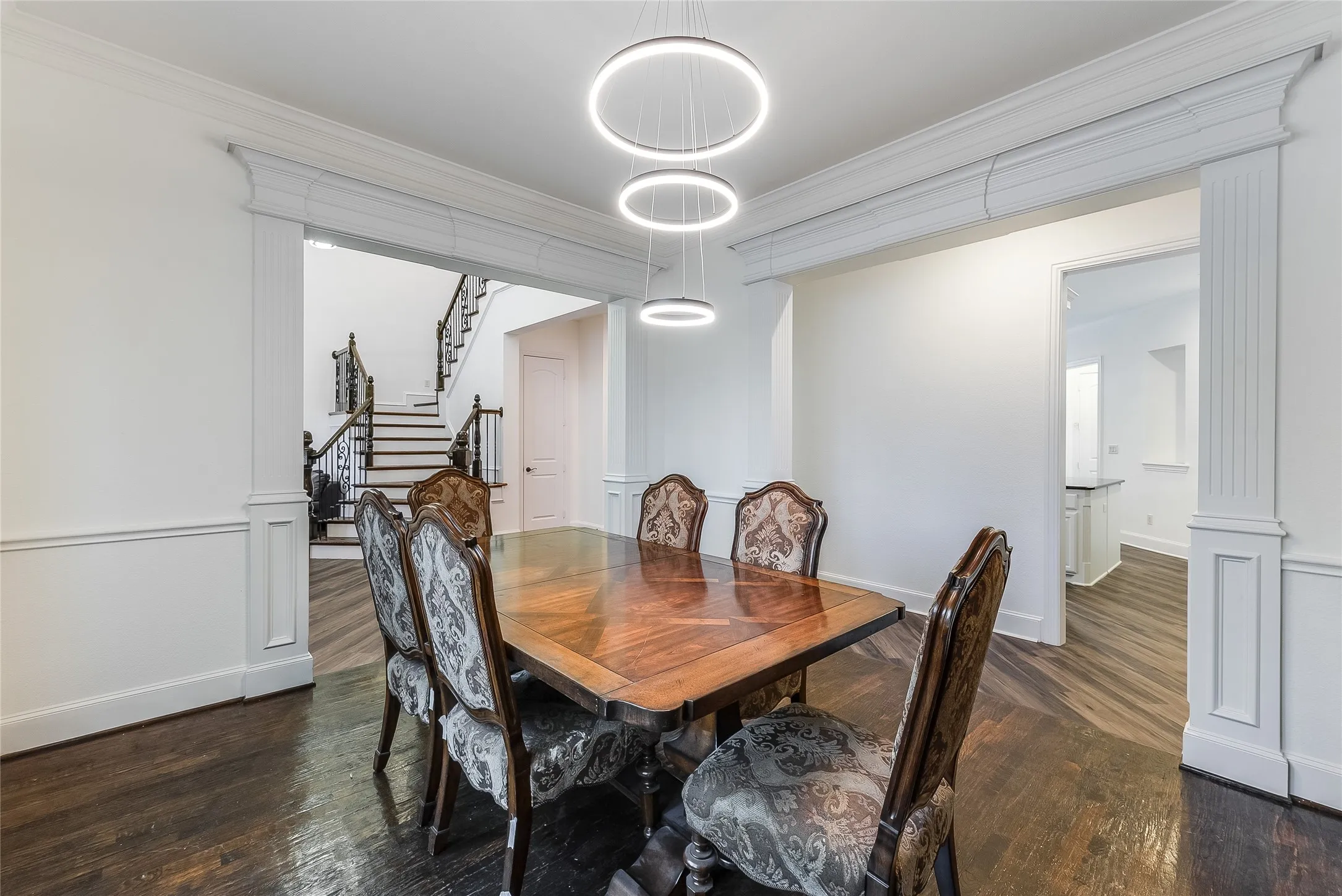 Single Family Residence For Sale in Denton County , 1207 Silentbrook Court, Frisco, Texas 75036, 5 Bedroom, 5 Bathroom, 3 Garage spaces, 5,247 Sqft, built in 2005, mls#21376754, Real Estate Agent in Frisco, Homes For Sale in Denton county, Homes For Sale in Frisco, Realtor in Frisco Texas, Real Estate Brokerage Independent Realty Texas, Luminita Cordes Realtor
