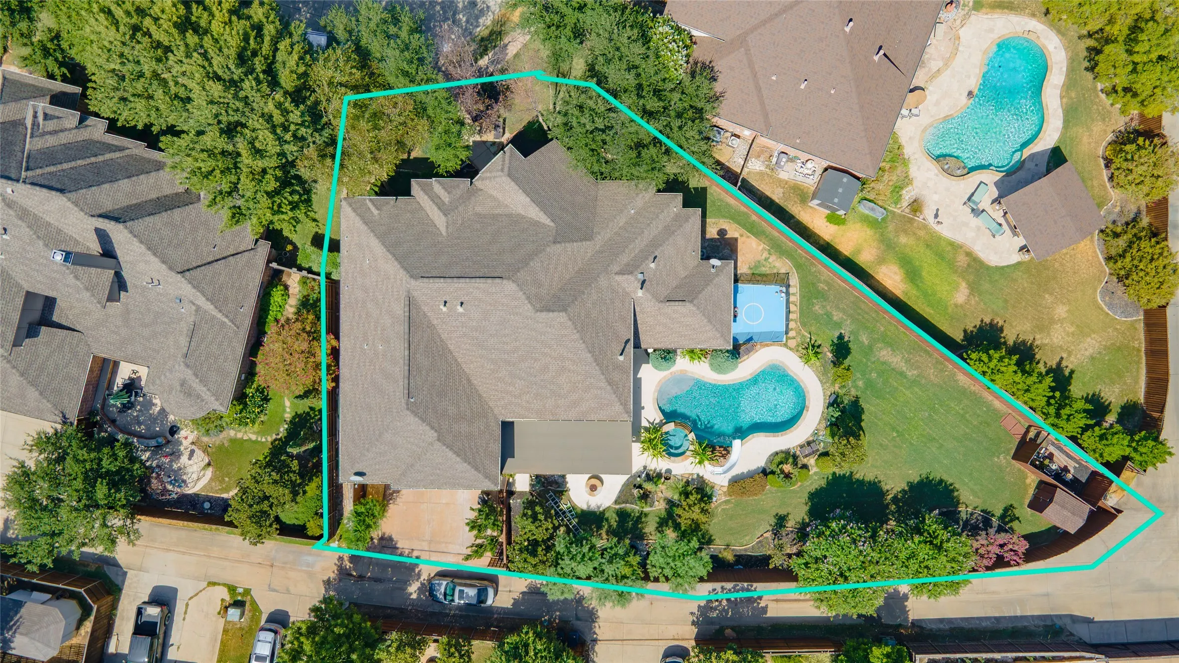 Single Family Residence For Sale in Denton County , 1207 Silentbrook Court, Frisco, Texas 75036, 5 Bedroom, 5 Bathroom, 3 Garage spaces, 5,247 Sqft, built in 2005, mls#21376754, Real Estate Agent in Frisco, Homes For Sale in Denton county, Homes For Sale in Frisco, Realtor in Frisco Texas, Real Estate Brokerage Independent Realty Texas, Luminita Cordes Realtor