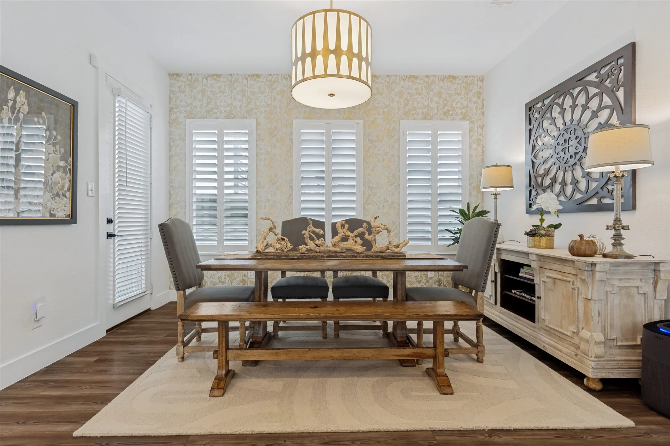 Elegant dining