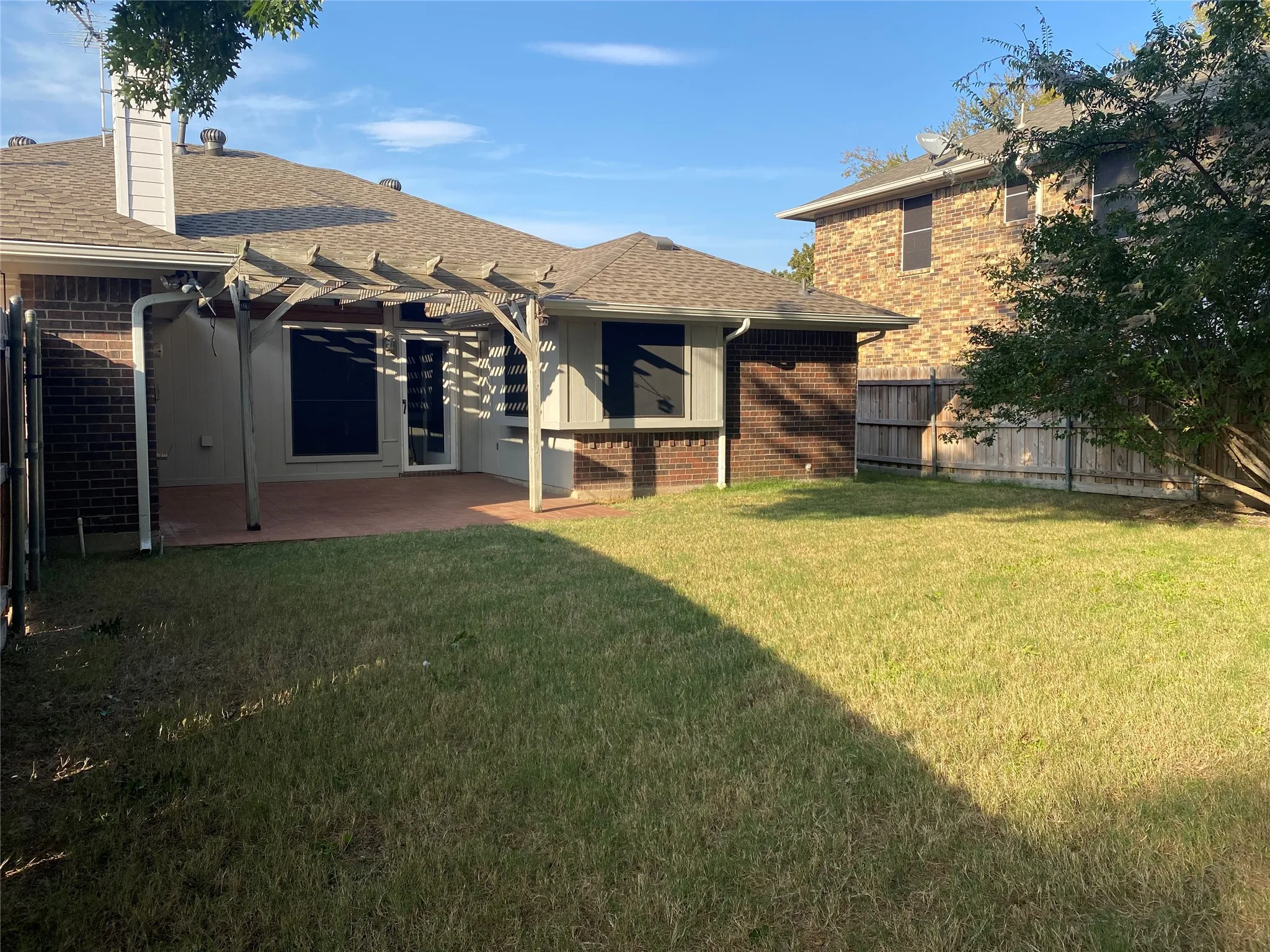 Single Family Residence For Sale in Collin County , 18 Monroe Court, Allen, Texas 75002, 3 Bedroom, 2 Bathroom, 2 Garage spaces, 1,648 Sqft, built in 1995, mls#21384012, Real Estate Agent in Allen, Homes For Sale in Collin county, Homes For Sale in Allen, Realtor in Allen Texas, Real Estate Brokerage Independent Realty Texas, Luminita Cordes Realtor