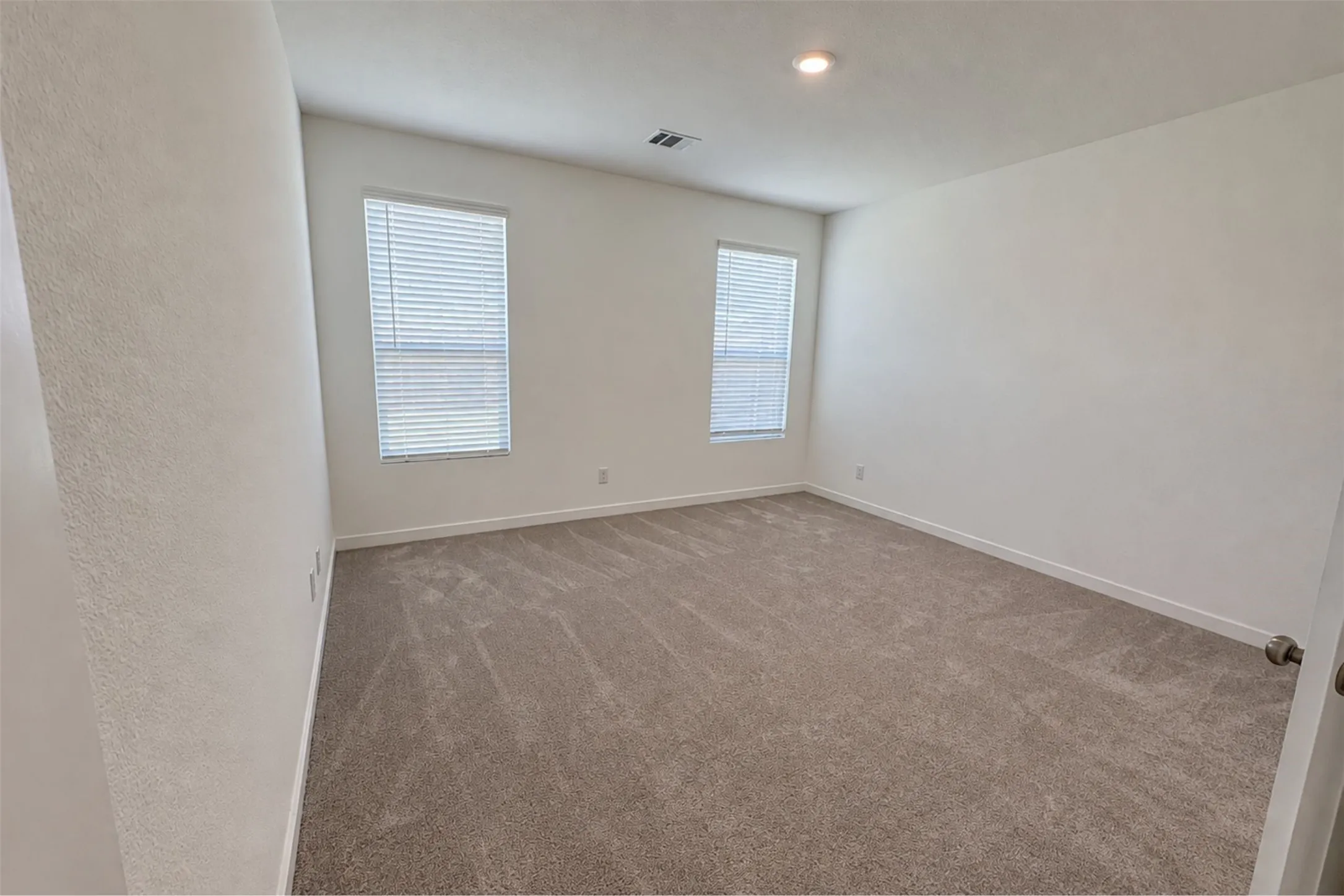 Single Family Residence For Rent in Denton County , 635 Stud Drive, Aubrey, Texas 76227, 3 Bedroom, 2 Bathroom, 2 Garage spaces, 1,801 Sqft, built in 2026, mls#21380976, Real Estate Agent in Aubrey, Homes For Rent in Denton county, Homes For Rent in Aubrey, Realtor in Aubrey Texas, Real Estate Brokerage Independent Realty Texas, Luminita Cordes Realtor