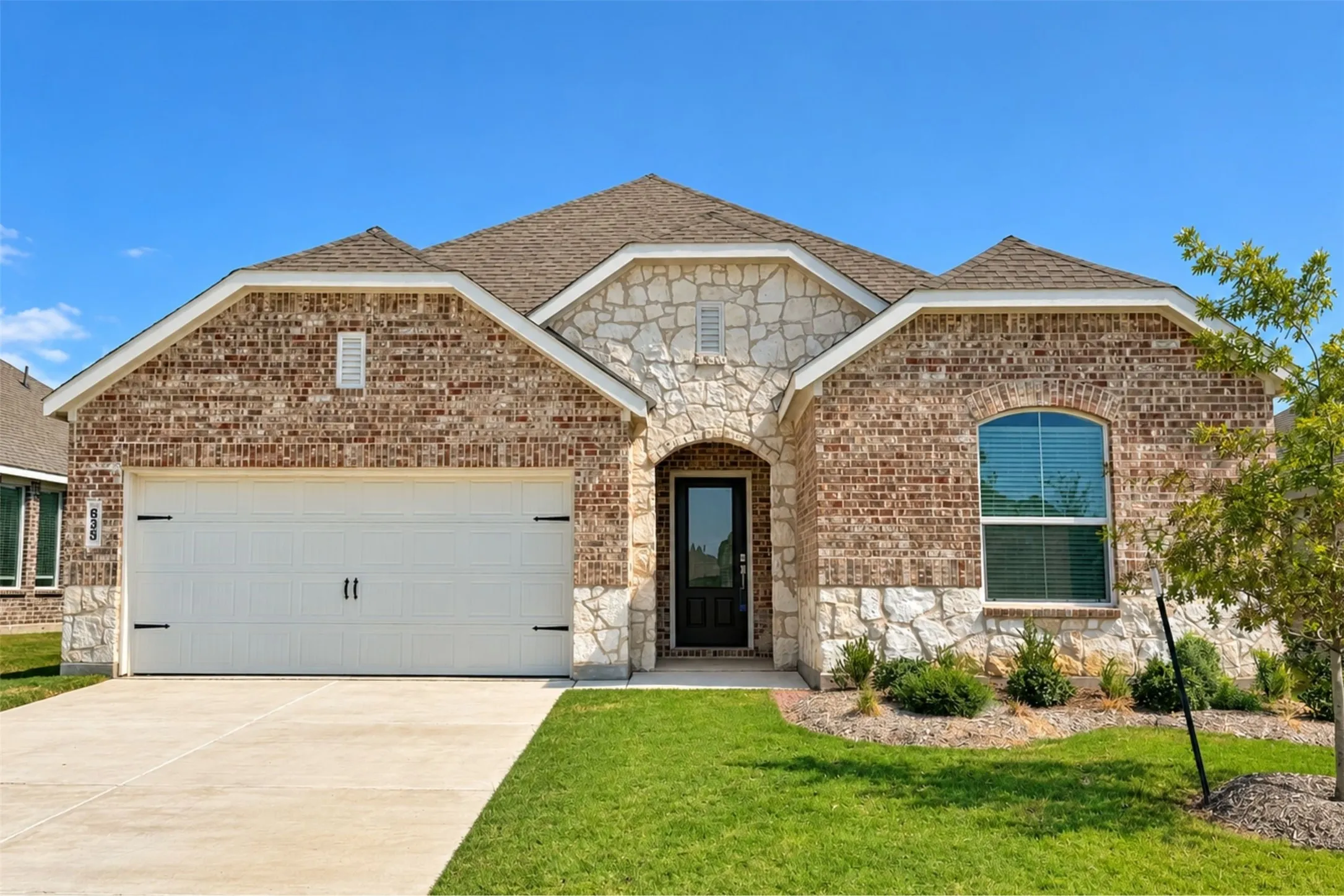 Single Family Residence For Rent in Denton County , 635 Stud Drive, Aubrey, Texas 76227, 3 Bedroom, 2 Bathroom, 2 Garage spaces, 1,801 Sqft, built in 2026, mls#21380976, Real Estate Agent in Aubrey, Homes For Rent in Denton county, Homes For Rent in Aubrey, Realtor in Aubrey Texas, Real Estate Brokerage Independent Realty Texas, Luminita Cordes Realtor