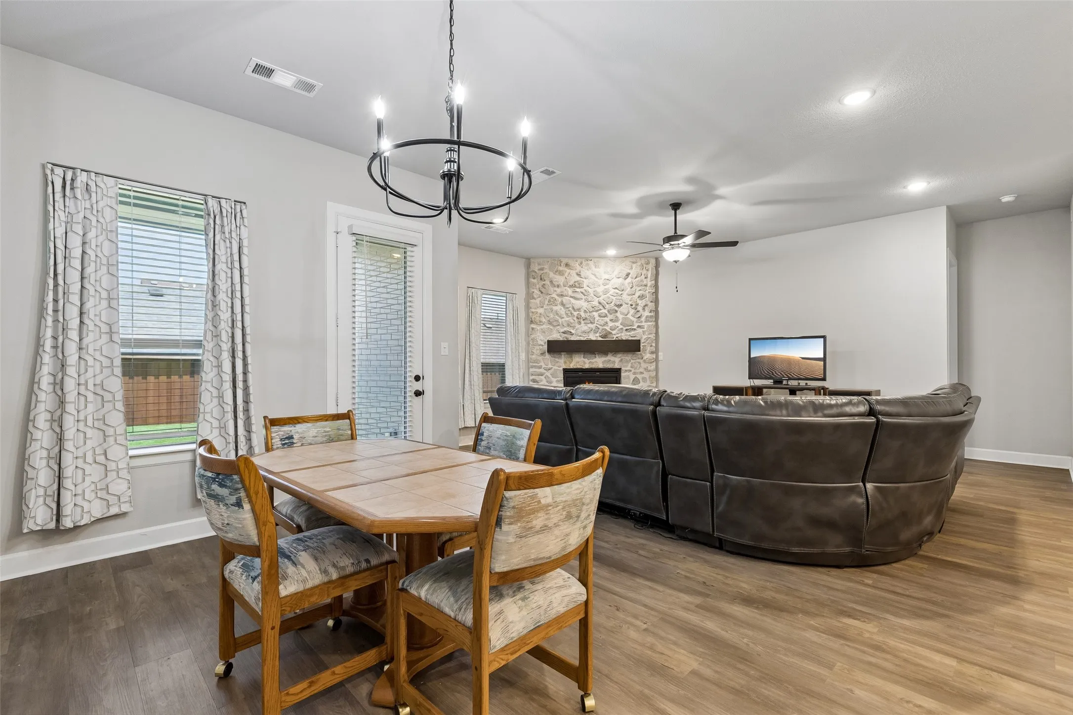 Single Family Residence For Sale in Grayson County , 1812 Leo Drive, Van Alstyne, Texas 75495, 4 Bedroom, 2 Bathroom, 3 Garage spaces, 2,308 Sqft, built in 2023, mls#21357732, Real Estate Agent in Van Alstyne, Homes For Sale in Grayson county, Homes For Sale in Van Alstyne, Realtor in Van Alstyne Texas, Real Estate Brokerage Independent Realty Texas, Luminita Cordes Realtor