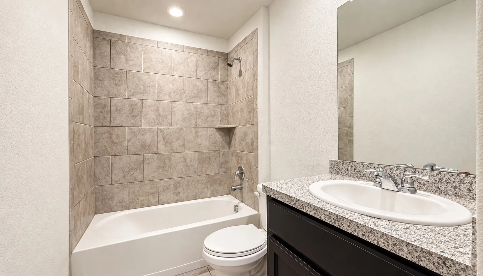 Single Family Residence For Rent in Tarrant County , 10333 Fort Croghan Trail, Crowley, Texas 76036, 4 Bedroom, 2 Bathroom, 2 Garage spaces, 1,649 Sqft, built in 2021, mls#21383933, Real Estate Agent in Crowley, Homes For Rent in Tarrant county, Homes For Rent in Crowley, Realtor in Crowley Texas, Real Estate Brokerage Independent Realty Texas, Luminita Cordes Realtor