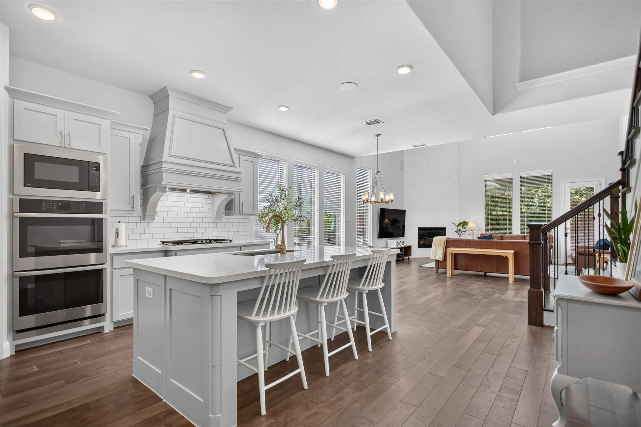 Single Family Residence For Sale in Collin County , 1017 Spencer Street, Allen, Texas 75013, 4 Bedroom, 5 Bathroom, 3 Garage spaces, 3,308 Sqft, built in 2019, mls#21382004, Real Estate Agent in Allen, Homes For Sale in Collin county, Homes For Sale in Allen, Realtor in Allen Texas, Real Estate Brokerage Independent Realty Texas, Luminita Cordes Realtor