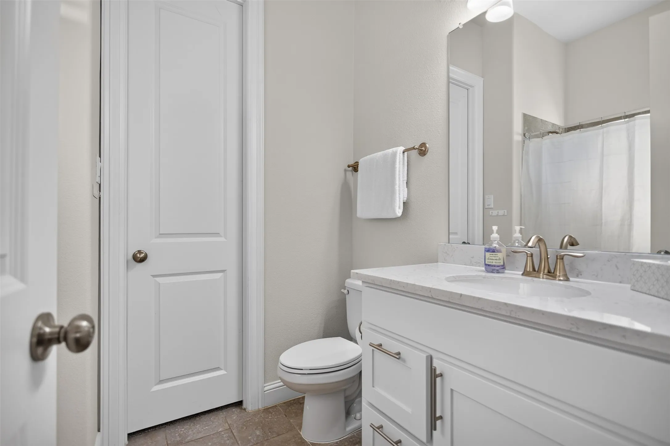 Single Family Residence For Sale in Collin County , 1017 Spencer Street, Allen, Texas 75013, 4 Bedroom, 5 Bathroom, 3 Garage spaces, 3,308 Sqft, built in 2019, mls#21382004, Real Estate Agent in Allen, Homes For Sale in Collin county, Homes For Sale in Allen, Realtor in Allen Texas, Real Estate Brokerage Independent Realty Texas, Luminita Cordes Realtor