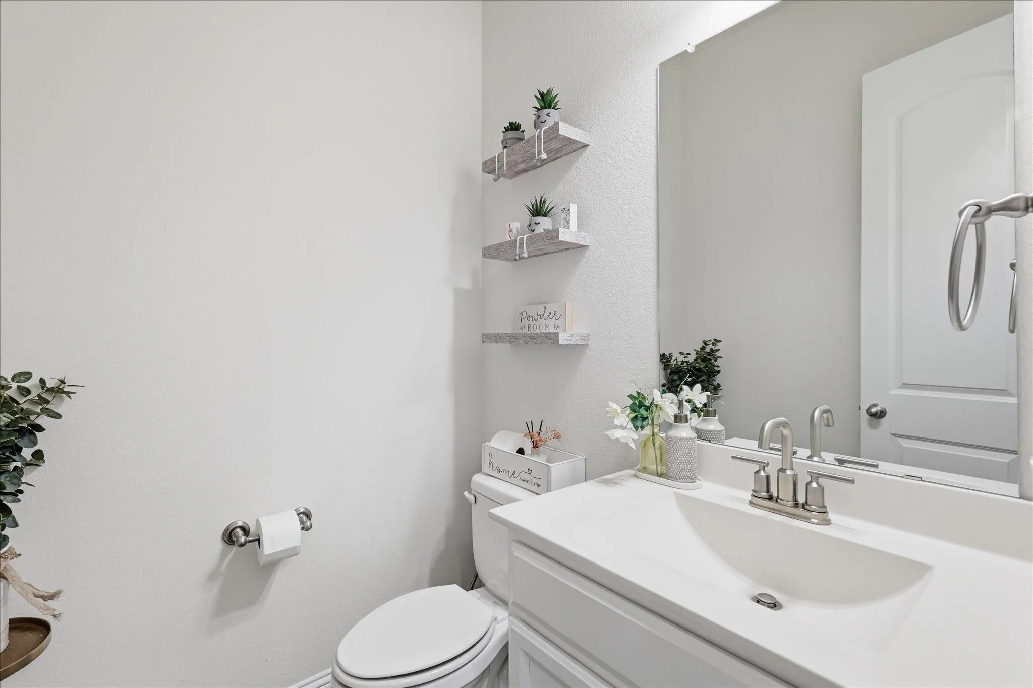 There is a half bath on both the 1st and 2nd floors.