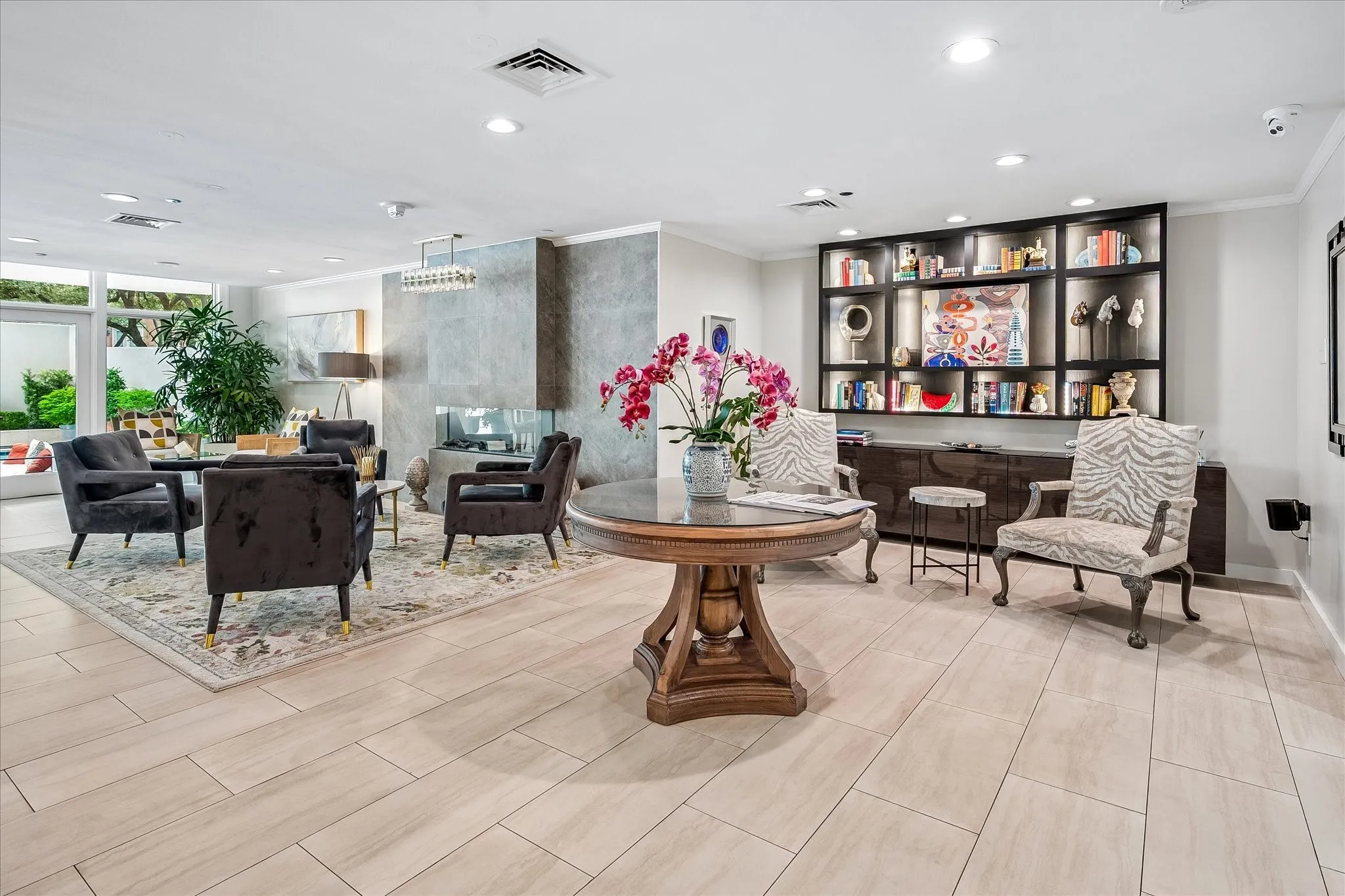 Condominium For Sale in Dallas County , 4500 Roland Avenue 807, Highland Park, Texas 75219, 2 Bedroom, 3 Bathroom, 2 Garage spaces, 1,985 Sqft, built in 1982, mls#21384019, Real Estate Agent in Highland Park, Homes For Sale in Dallas county, Homes For Sale in Highland Park, Realtor in Highland Park Texas, Real Estate Brokerage Independent Realty Texas, Luminita Cordes Realtor