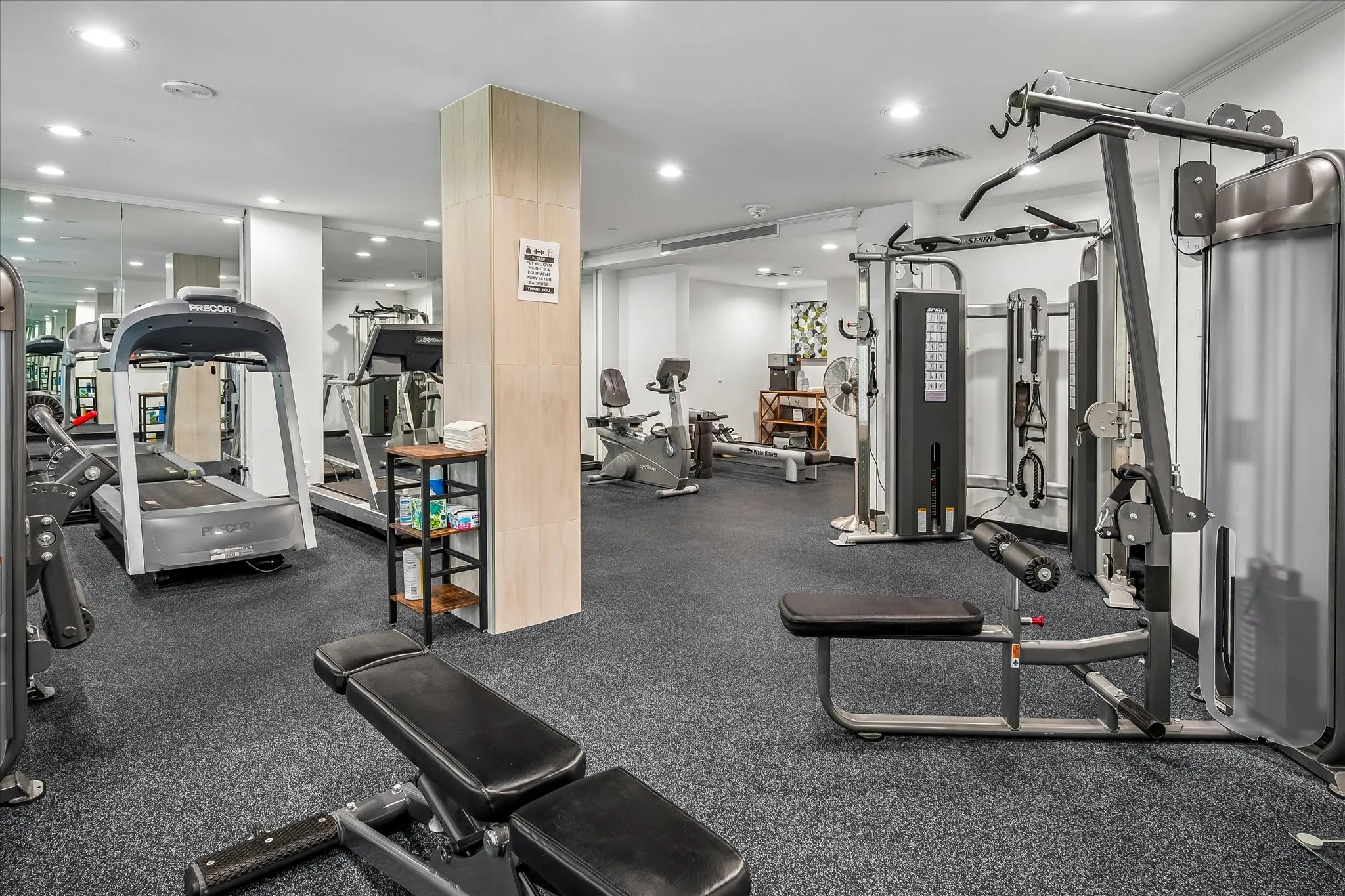 Condominium For Sale in Dallas County , 4500 Roland Avenue 807, Highland Park, Texas 75219, 2 Bedroom, 3 Bathroom, 2 Garage spaces, 1,985 Sqft, built in 1982, mls#21384019, Real Estate Agent in Highland Park, Homes For Sale in Dallas county, Homes For Sale in Highland Park, Realtor in Highland Park Texas, Real Estate Brokerage Independent Realty Texas, Luminita Cordes Realtor
