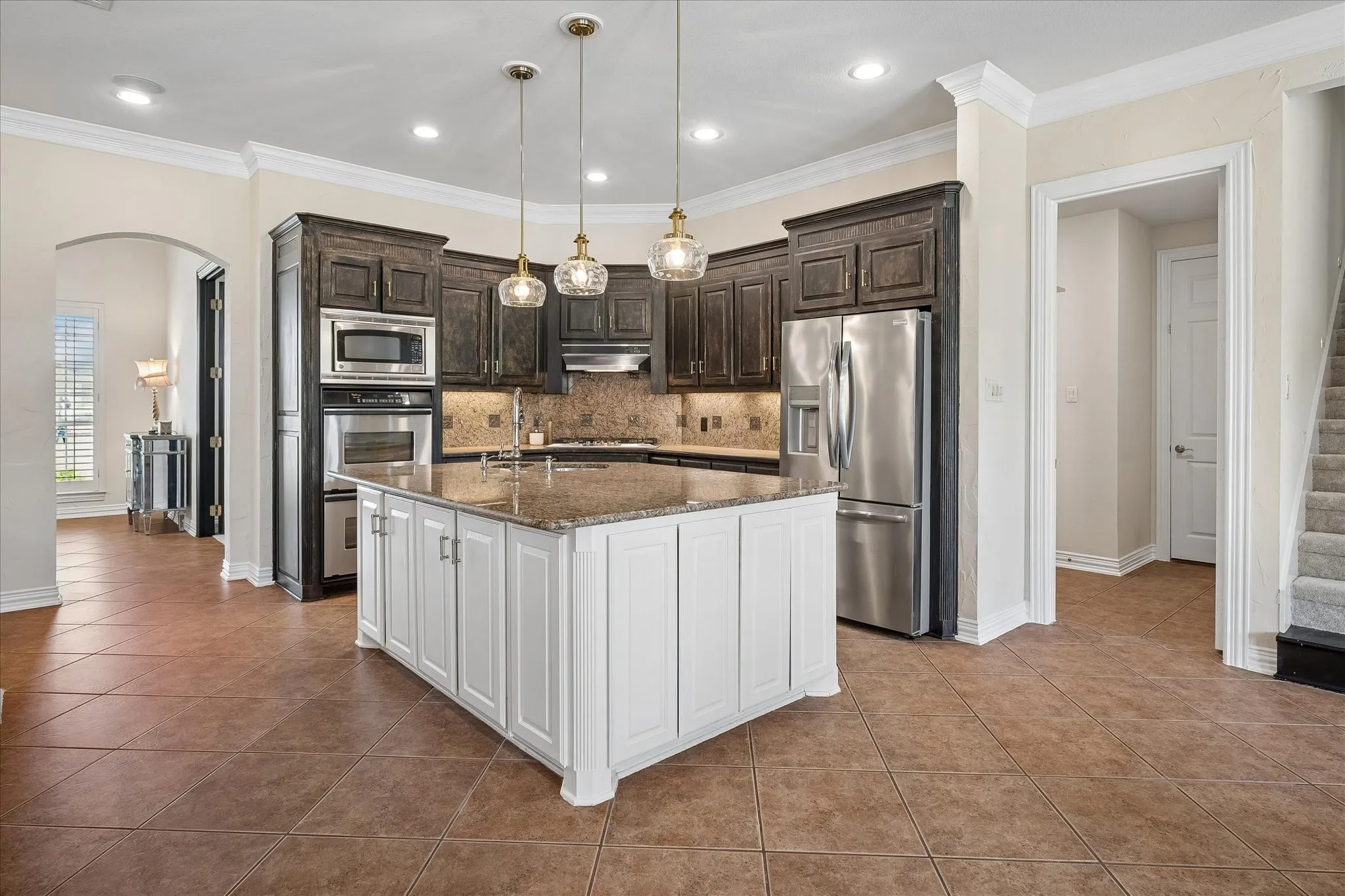 Single Family Residence For Sale in Collin County , 1920 Northfork Lane, Lucas, Texas 75002, 5 Bedroom, 4 Bathroom, 3 Garage spaces, 4,206 Sqft, built in 2003, mls#21382853, Real Estate Agent in Lucas, Homes For Sale in Collin county, Homes For Sale in Lucas, Realtor in Lucas Texas, Real Estate Brokerage Independent Realty Texas, Luminita Cordes Realtor