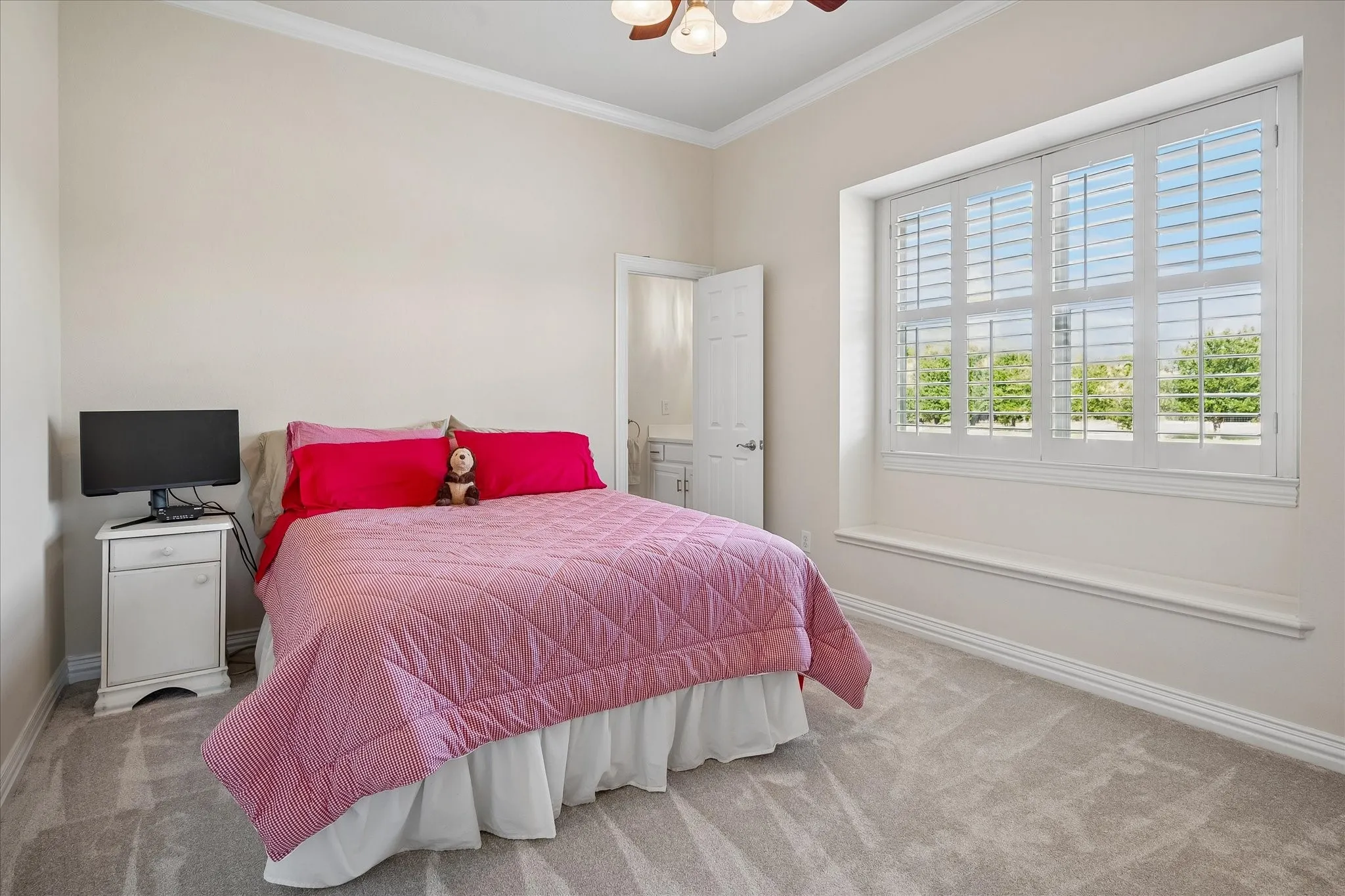 Single Family Residence For Sale in Collin County , 1920 Northfork Lane, Lucas, Texas 75002, 5 Bedroom, 4 Bathroom, 3 Garage spaces, 4,206 Sqft, built in 2003, mls#21382853, Real Estate Agent in Lucas, Homes For Sale in Collin county, Homes For Sale in Lucas, Realtor in Lucas Texas, Real Estate Brokerage Independent Realty Texas, Luminita Cordes Realtor