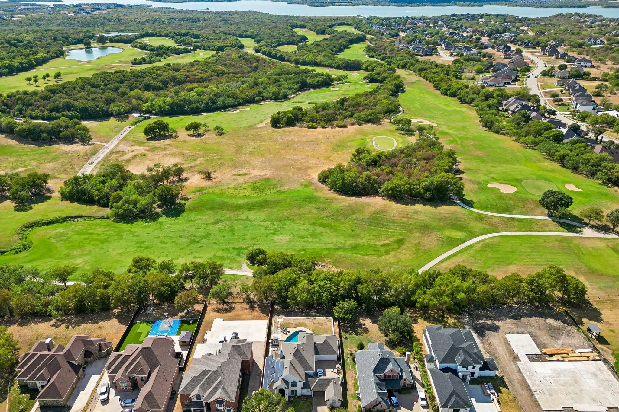Single Family Residence For Sale in Dallas County , 1129 Wishing Well Court, Cedar Hill, Texas 75104, 5 Bedroom, 3 Bathroom, 3 Garage spaces, 3,342 Sqft, built in 1998, mls#21367897, Real Estate Agent in Cedar Hill, Homes For Sale in Dallas county, Homes For Sale in Cedar Hill, Realtor in Cedar Hill Texas, Real Estate Brokerage Independent Realty Texas, Luminita Cordes Realtor