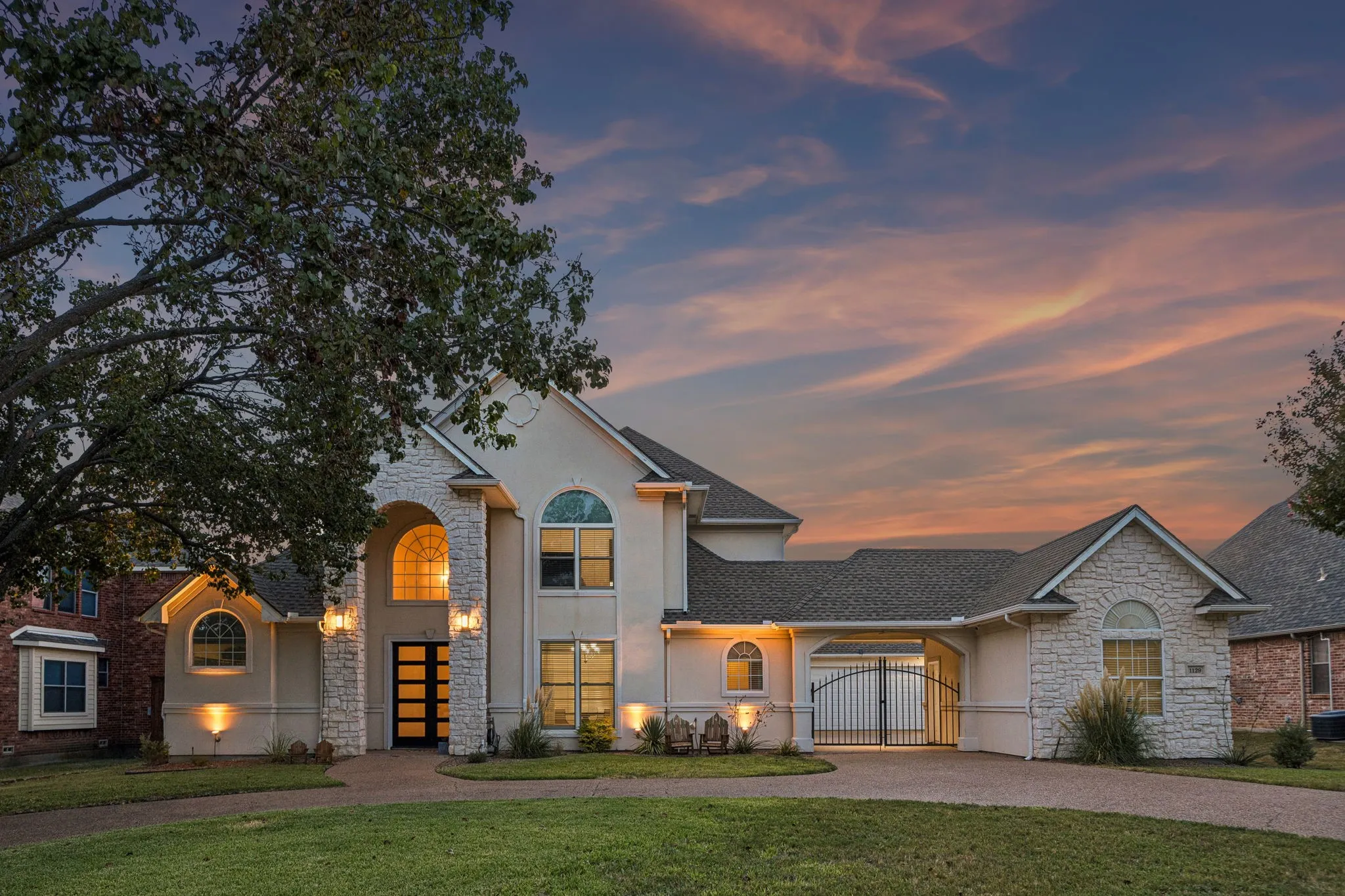 Single Family Residence For Sale in Dallas County , 1129 Wishing Well Court, Cedar Hill, Texas 75104, 5 Bedroom, 3 Bathroom, 3 Garage spaces, 3,342 Sqft, built in 1998, mls#21367897, Real Estate Agent in Cedar Hill, Homes For Sale in Dallas county, Homes For Sale in Cedar Hill, Realtor in Cedar Hill Texas, Real Estate Brokerage Independent Realty Texas, Luminita Cordes Realtor