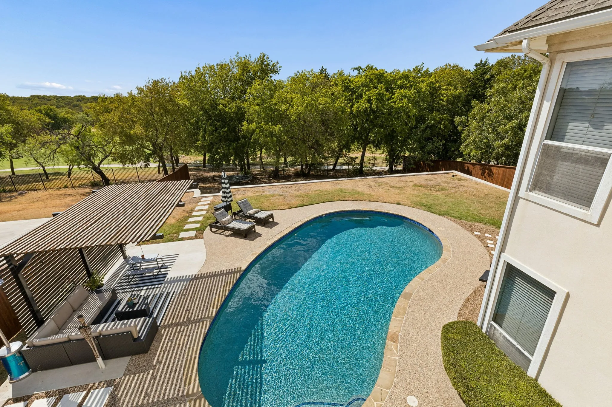 Single Family Residence For Sale in Dallas County , 1129 Wishing Well Court, Cedar Hill, Texas 75104, 5 Bedroom, 3 Bathroom, 3 Garage spaces, 3,342 Sqft, built in 1998, mls#21367897, Real Estate Agent in Cedar Hill, Homes For Sale in Dallas county, Homes For Sale in Cedar Hill, Realtor in Cedar Hill Texas, Real Estate Brokerage Independent Realty Texas, Luminita Cordes Realtor