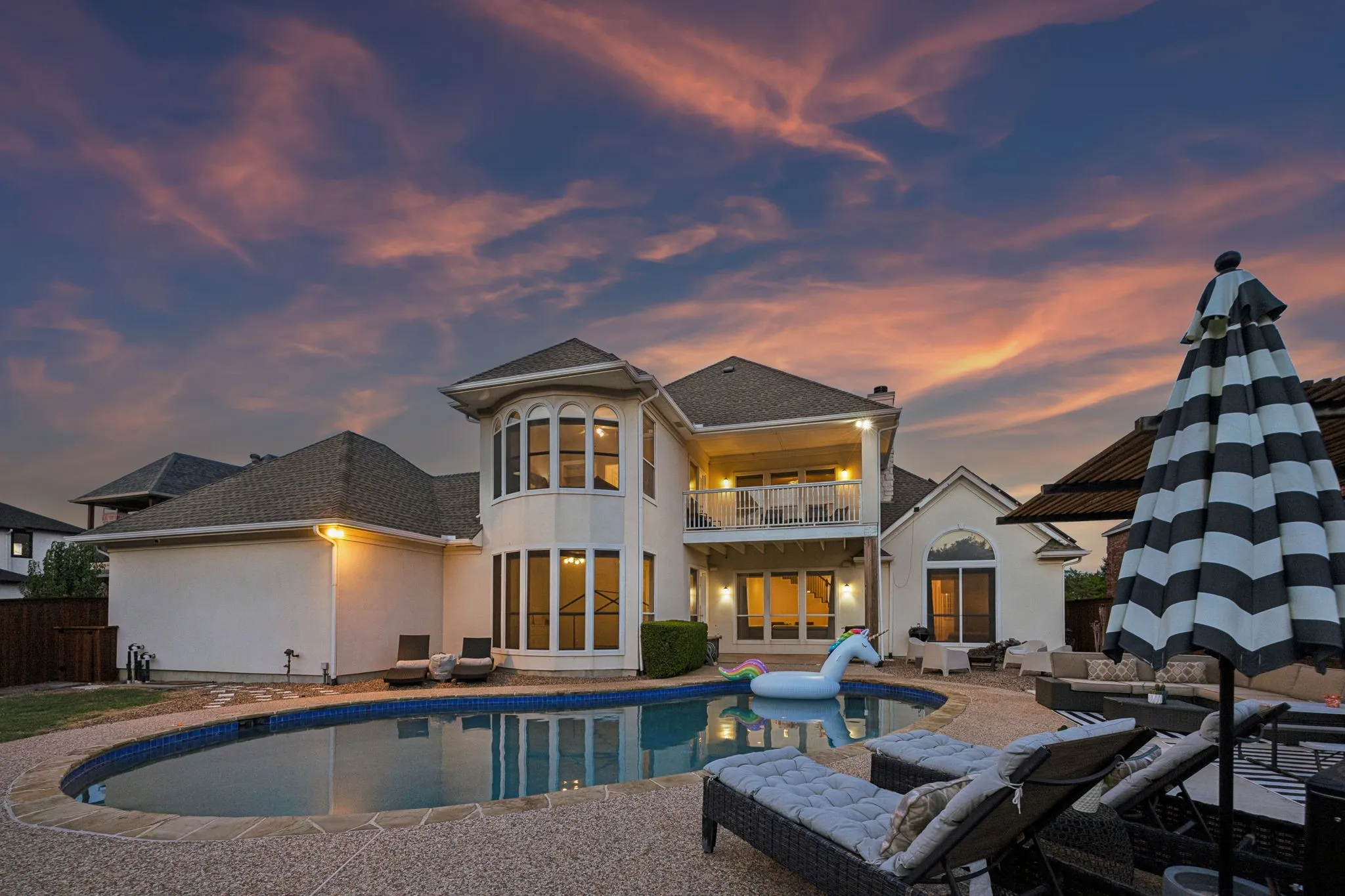 Single Family Residence For Sale in Dallas County , 1129 Wishing Well Court, Cedar Hill, Texas 75104, 5 Bedroom, 3 Bathroom, 3 Garage spaces, 3,342 Sqft, built in 1998, mls#21367897, Real Estate Agent in Cedar Hill, Homes For Sale in Dallas county, Homes For Sale in Cedar Hill, Realtor in Cedar Hill Texas, Real Estate Brokerage Independent Realty Texas, Luminita Cordes Realtor