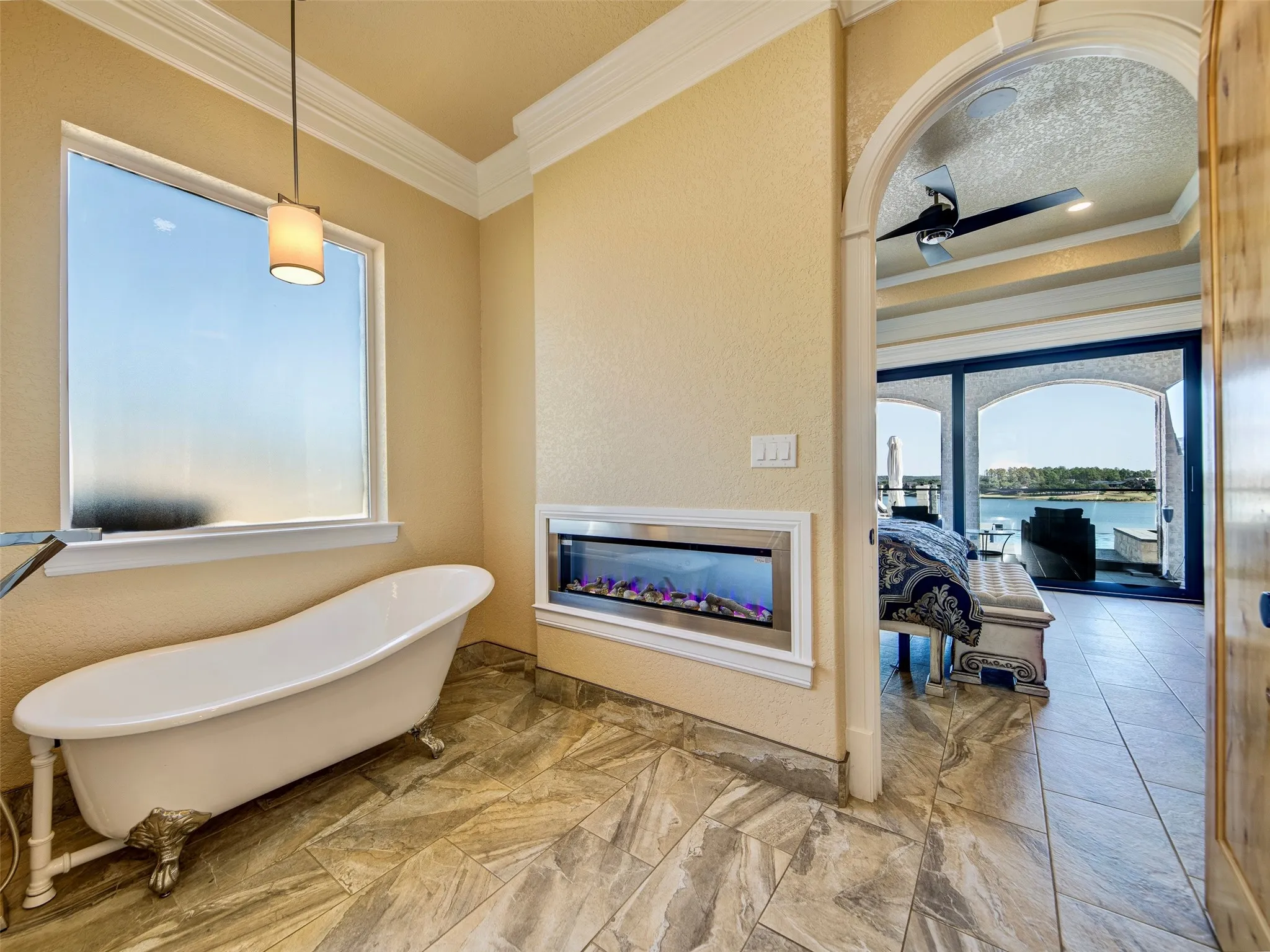 Single Family Residence For Sale in Montague County , 288 W Carter Heights, Bowie, Texas 76230, 6 Bedroom, 5 Bathroom, 3 Garage spaces, 4,875 Sqft, built in 2024, mls#21378259, Real Estate Agent in Bowie, Homes For Sale in Montague county, Homes For Sale in Bowie, Realtor in Bowie Texas, Real Estate Brokerage Independent Realty Texas, Luminita Cordes Realtor