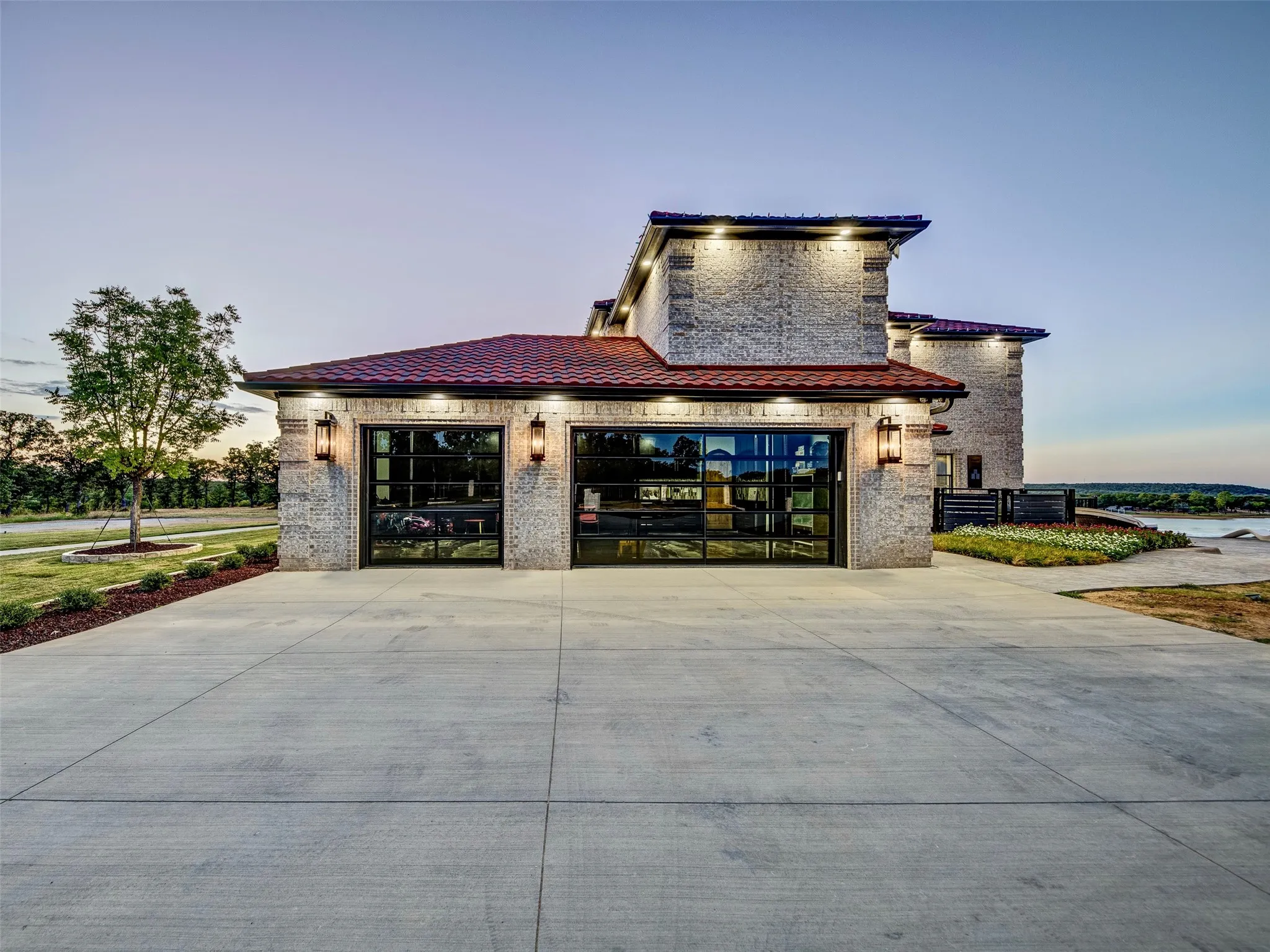 Single Family Residence For Sale in Montague County , 288 W Carter Heights, Bowie, Texas 76230, 6 Bedroom, 5 Bathroom, 3 Garage spaces, 4,875 Sqft, built in 2024, mls#21378259, Real Estate Agent in Bowie, Homes For Sale in Montague county, Homes For Sale in Bowie, Realtor in Bowie Texas, Real Estate Brokerage Independent Realty Texas, Luminita Cordes Realtor