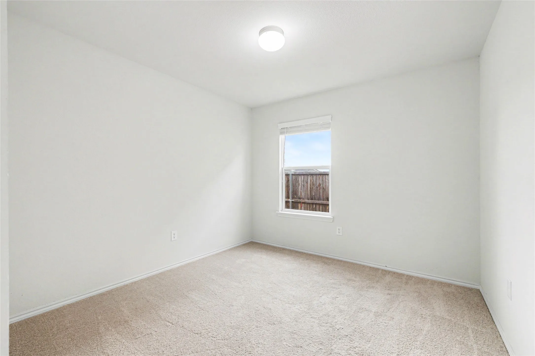 Single Family Residence For Sale in Denton County , 1301 Waggoner Drive, Aubrey, Texas 76227, 3 Bedroom, 2 Bathroom, 2 Garage spaces, 1,695 Sqft, built in 2020, mls#21380817, Real Estate Agent in Aubrey, Homes For Sale in Denton county, Homes For Sale in Aubrey, Realtor in Aubrey Texas, Real Estate Brokerage Independent Realty Texas, Luminita Cordes Realtor