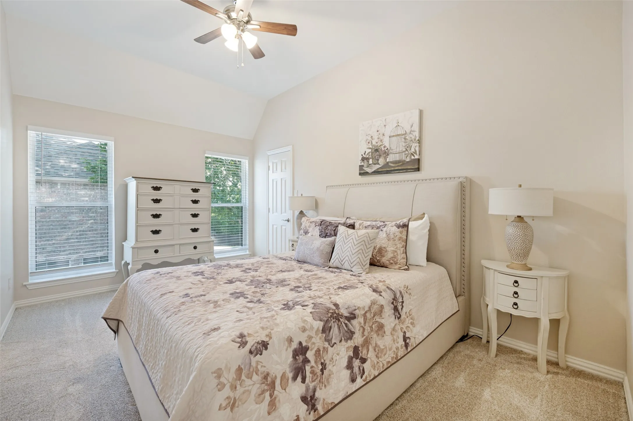 Single Family Residence For Sale in Collin County , 601 Fallen Branch Drive, Mc Kinney, Texas 75072, 4 Bedroom, 4 Bathroom, 3 Garage spaces, 3,778 Sqft, built in 1996, mls#21382398, Real Estate Agent in Mc Kinney, Homes For Sale in Collin county, Homes For Sale in Mc Kinney, Realtor in Mc Kinney Texas, Real Estate Brokerage Independent Realty Texas, Luminita Cordes Realtor