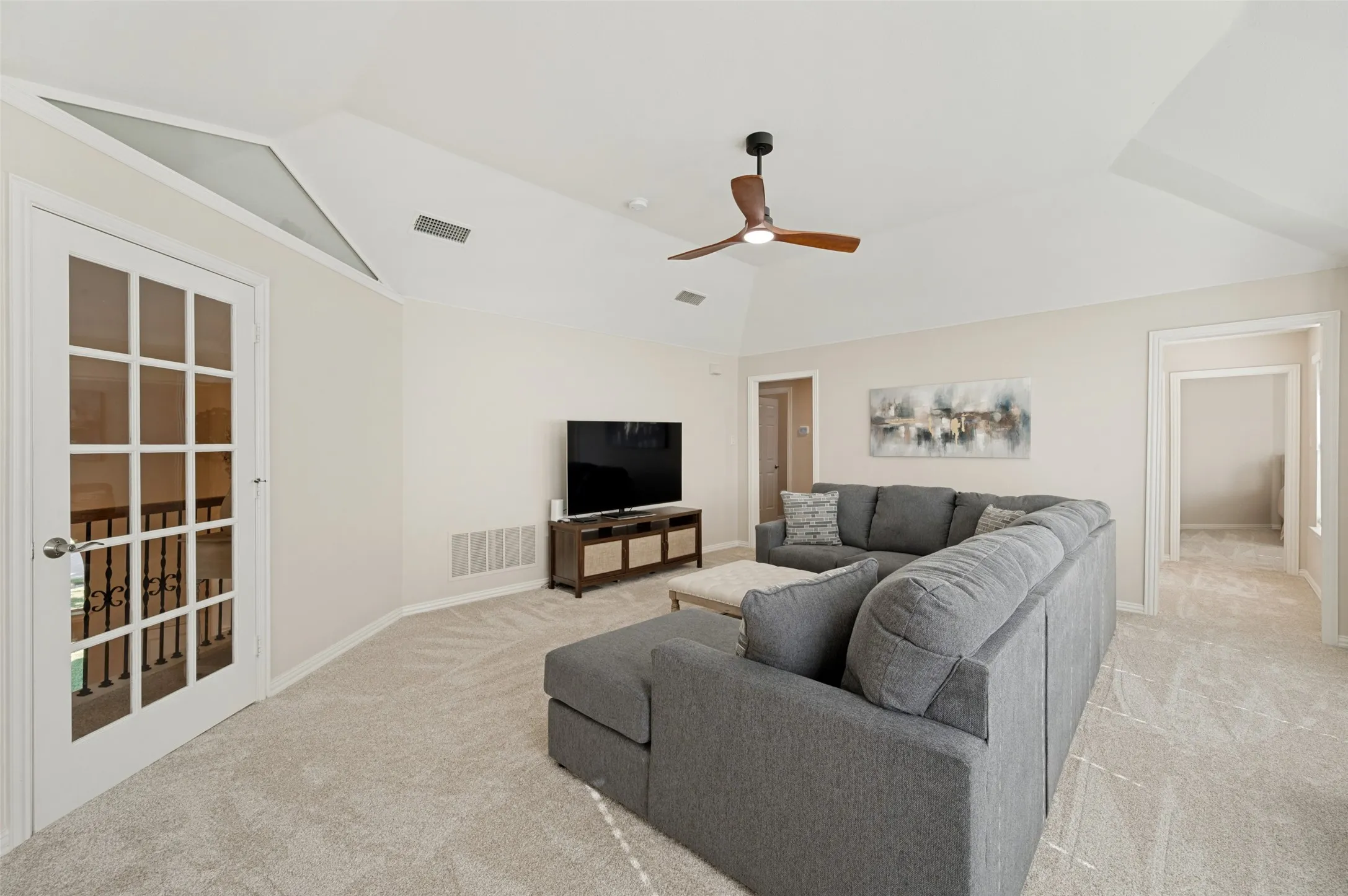 Single Family Residence For Sale in Collin County , 601 Fallen Branch Drive, Mc Kinney, Texas 75072, 4 Bedroom, 4 Bathroom, 3 Garage spaces, 3,778 Sqft, built in 1996, mls#21382398, Real Estate Agent in Mc Kinney, Homes For Sale in Collin county, Homes For Sale in Mc Kinney, Realtor in Mc Kinney Texas, Real Estate Brokerage Independent Realty Texas, Luminita Cordes Realtor