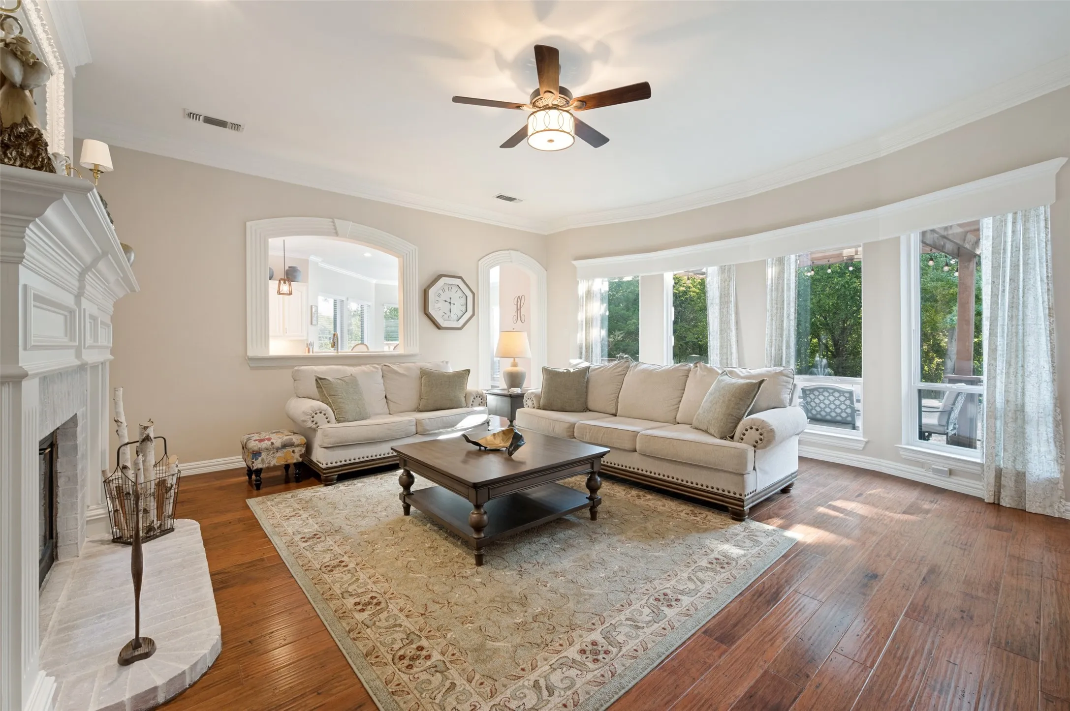 Single Family Residence For Sale in Collin County , 601 Fallen Branch Drive, Mc Kinney, Texas 75072, 4 Bedroom, 4 Bathroom, 3 Garage spaces, 3,778 Sqft, built in 1996, mls#21382398, Real Estate Agent in Mc Kinney, Homes For Sale in Collin county, Homes For Sale in Mc Kinney, Realtor in Mc Kinney Texas, Real Estate Brokerage Independent Realty Texas, Luminita Cordes Realtor