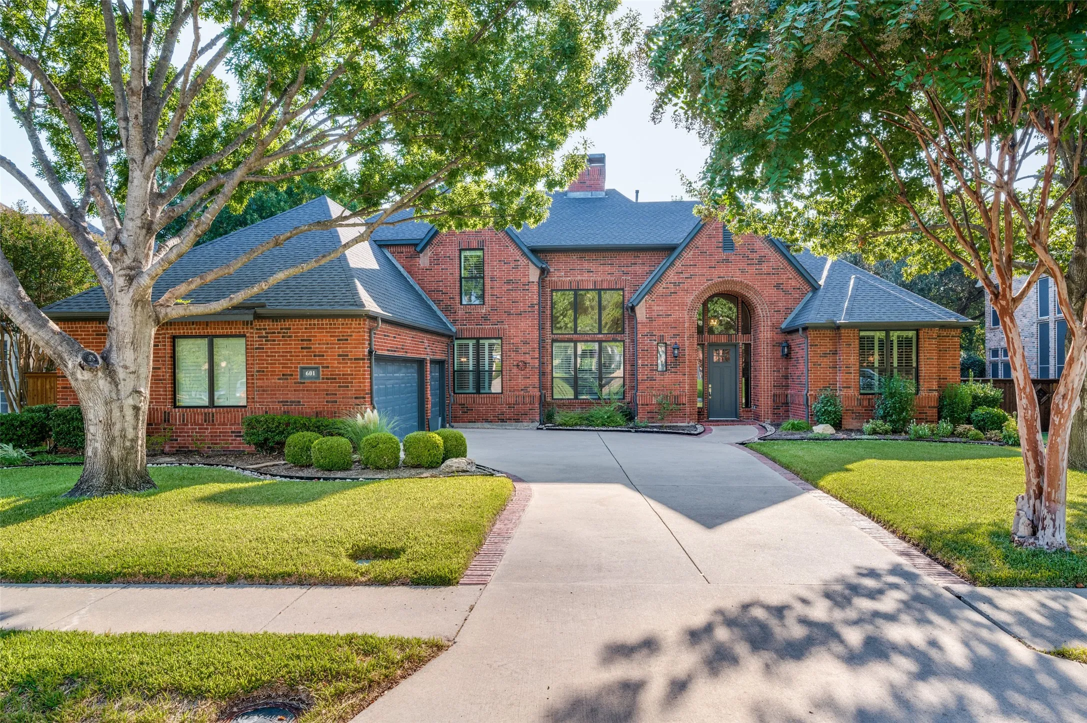 Single Family Residence For Sale in Collin County , 601 Fallen Branch Drive, Mc Kinney, Texas 75072, 4 Bedroom, 4 Bathroom, 3 Garage spaces, 3,778 Sqft, built in 1996, mls#21382398, Real Estate Agent in Mc Kinney, Homes For Sale in Collin county, Homes For Sale in Mc Kinney, Realtor in Mc Kinney Texas, Real Estate Brokerage Independent Realty Texas, Luminita Cordes Realtor