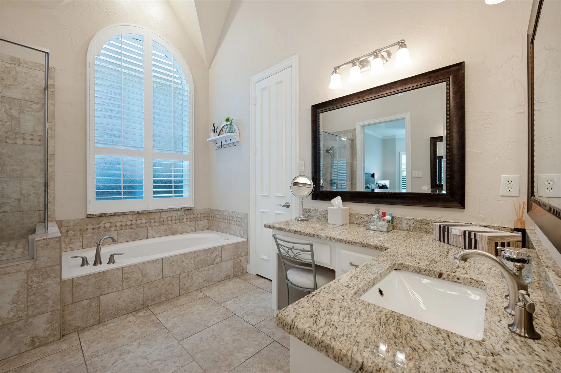 Single Family Residence For Sale in Collin County , 601 Fallen Branch Drive, Mc Kinney, Texas 75072, 4 Bedroom, 4 Bathroom, 3 Garage spaces, 3,778 Sqft, built in 1996, mls#21382398, Real Estate Agent in Mc Kinney, Homes For Sale in Collin county, Homes For Sale in Mc Kinney, Realtor in Mc Kinney Texas, Real Estate Brokerage Independent Realty Texas, Luminita Cordes Realtor