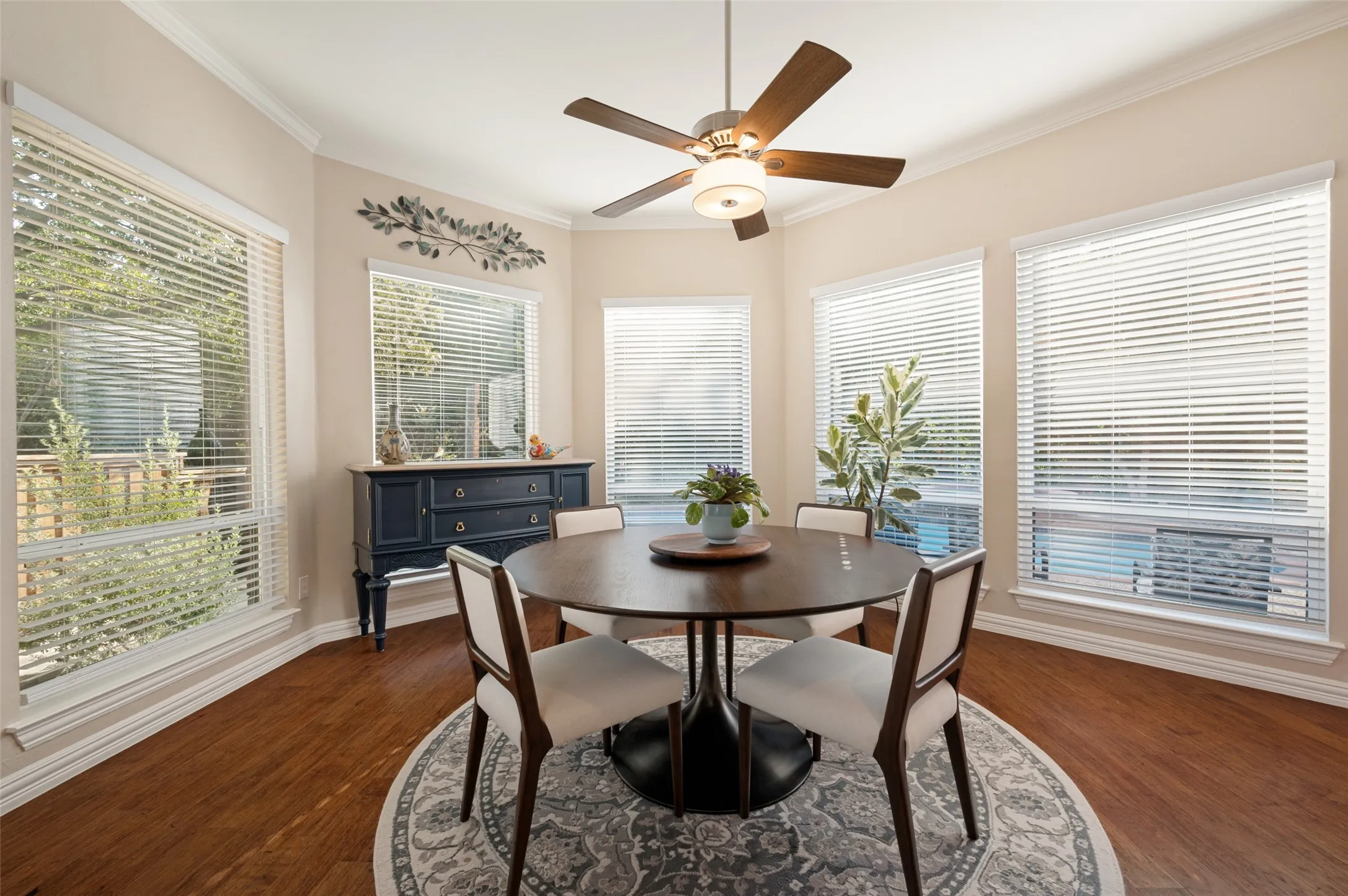 Single Family Residence For Sale in Collin County , 601 Fallen Branch Drive, Mc Kinney, Texas 75072, 4 Bedroom, 4 Bathroom, 3 Garage spaces, 3,778 Sqft, built in 1996, mls#21382398, Real Estate Agent in Mc Kinney, Homes For Sale in Collin county, Homes For Sale in Mc Kinney, Realtor in Mc Kinney Texas, Real Estate Brokerage Independent Realty Texas, Luminita Cordes Realtor