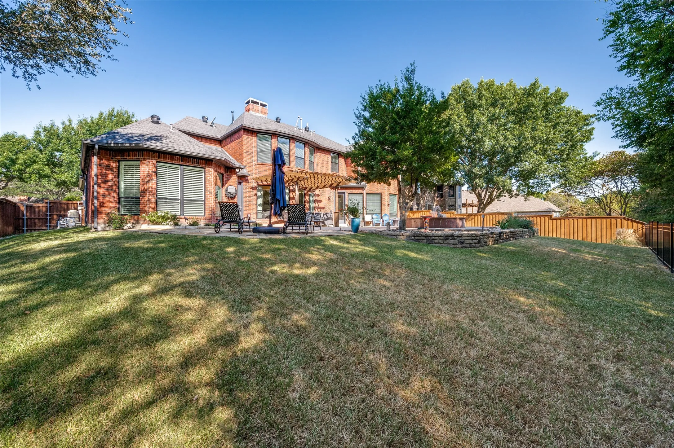 Single Family Residence For Sale in Collin County , 601 Fallen Branch Drive, Mc Kinney, Texas 75072, 4 Bedroom, 4 Bathroom, 3 Garage spaces, 3,778 Sqft, built in 1996, mls#21382398, Real Estate Agent in Mc Kinney, Homes For Sale in Collin county, Homes For Sale in Mc Kinney, Realtor in Mc Kinney Texas, Real Estate Brokerage Independent Realty Texas, Luminita Cordes Realtor