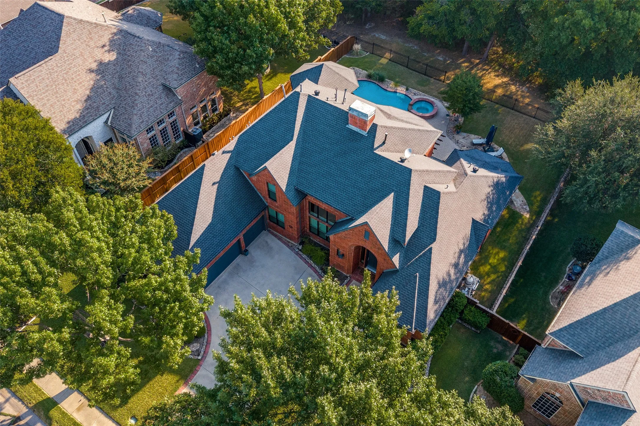 Single Family Residence For Sale in Collin County , 601 Fallen Branch Drive, Mc Kinney, Texas 75072, 4 Bedroom, 4 Bathroom, 3 Garage spaces, 3,778 Sqft, built in 1996, mls#21382398, Real Estate Agent in Mc Kinney, Homes For Sale in Collin county, Homes For Sale in Mc Kinney, Realtor in Mc Kinney Texas, Real Estate Brokerage Independent Realty Texas, Luminita Cordes Realtor