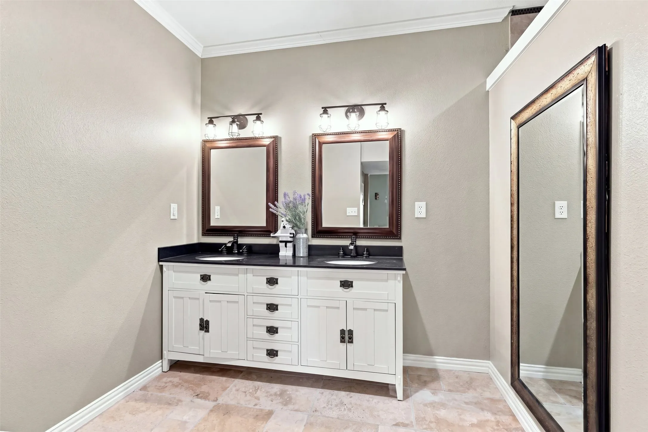 Single Family Residence For Sale in Cooke County , 88 Green Meadow Drive, Valley View, Texas 76272, 3 Bedroom, 2 Bathroom, Garage spaces, 1,556 Sqft, built in 1998, mls#21384033, Real Estate Agent in Valley View, Homes For Sale in Cooke county, Homes For Sale in Valley View, Realtor in Valley View Texas, Real Estate Brokerage Independent Realty Texas, Luminita Cordes Realtor