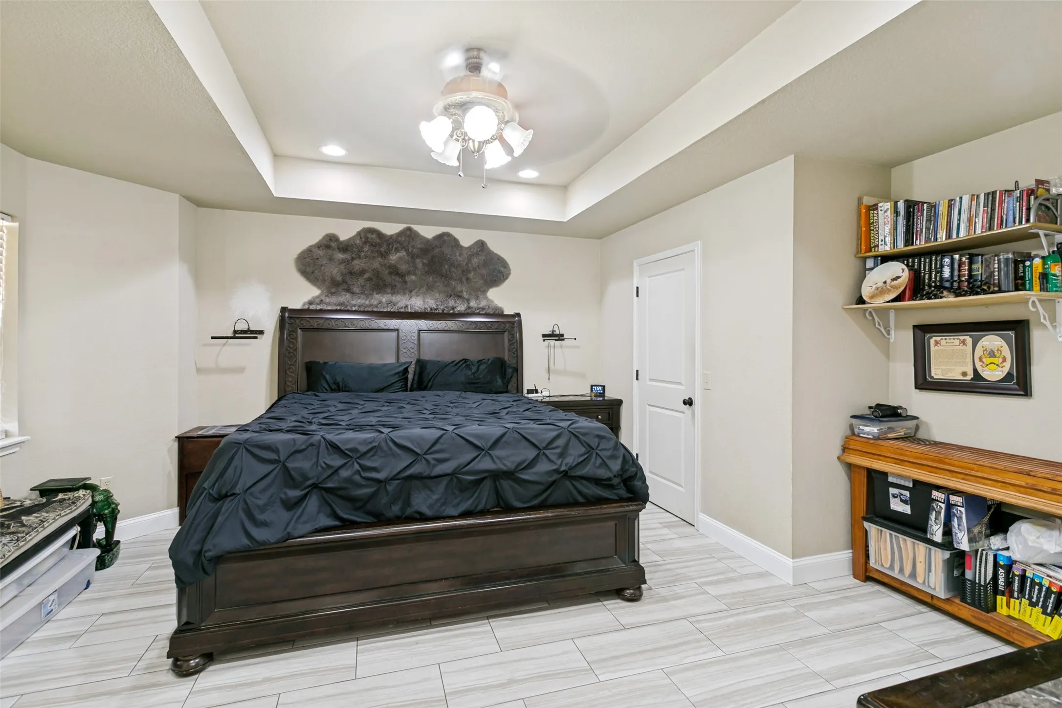Single Family Residence For Sale in Tarrant County , 7647 Blanchard Way, Fort Worth, Texas 76126, 3 Bedroom, 2 Bathroom, Garage spaces, 2,105 Sqft, built in 2007, mls#21383982, Real Estate Agent in Fort Worth, Homes For Sale in Tarrant county, Homes For Sale in Fort Worth, Realtor in Fort Worth Texas, Real Estate Brokerage Independent Realty Texas, Luminita Cordes Realtor