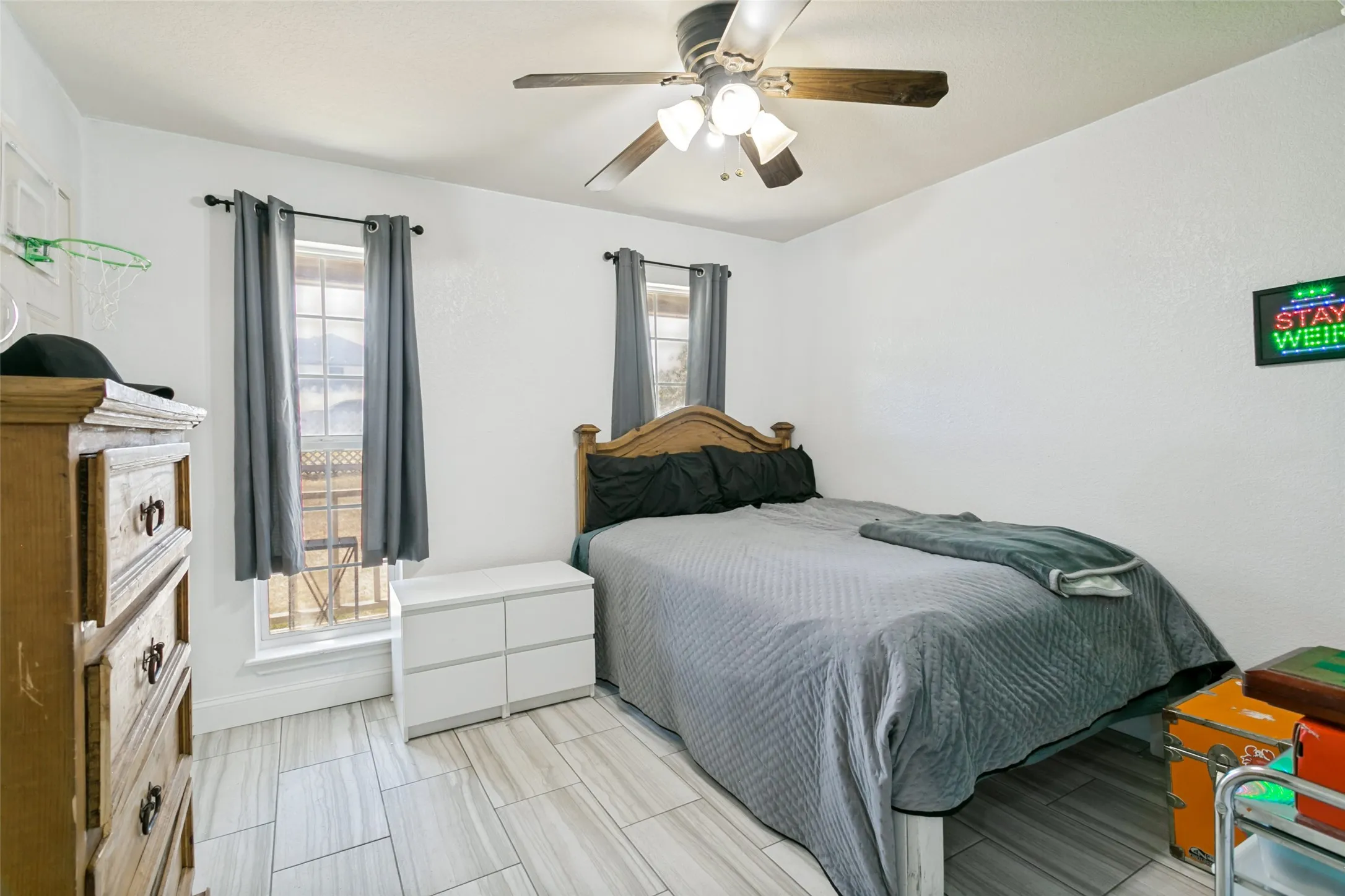 Single Family Residence For Sale in Tarrant County , 7647 Blanchard Way, Fort Worth, Texas 76126, 3 Bedroom, 2 Bathroom, Garage spaces, 2,105 Sqft, built in 2007, mls#21383982, Real Estate Agent in Fort Worth, Homes For Sale in Tarrant county, Homes For Sale in Fort Worth, Realtor in Fort Worth Texas, Real Estate Brokerage Independent Realty Texas, Luminita Cordes Realtor