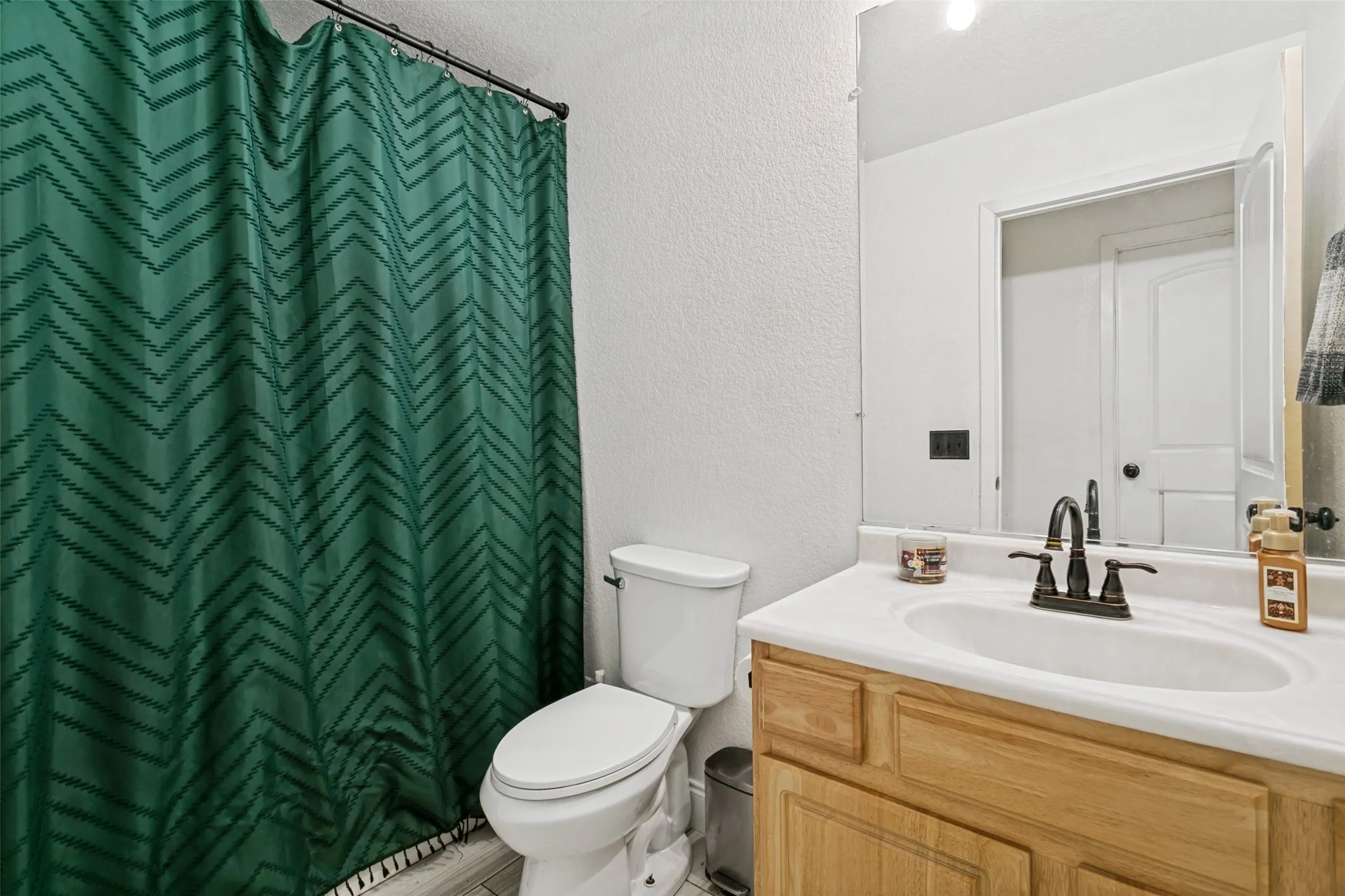 Single Family Residence For Sale in Tarrant County , 7647 Blanchard Way, Fort Worth, Texas 76126, 3 Bedroom, 2 Bathroom, Garage spaces, 2,105 Sqft, built in 2007, mls#21383982, Real Estate Agent in Fort Worth, Homes For Sale in Tarrant county, Homes For Sale in Fort Worth, Realtor in Fort Worth Texas, Real Estate Brokerage Independent Realty Texas, Luminita Cordes Realtor