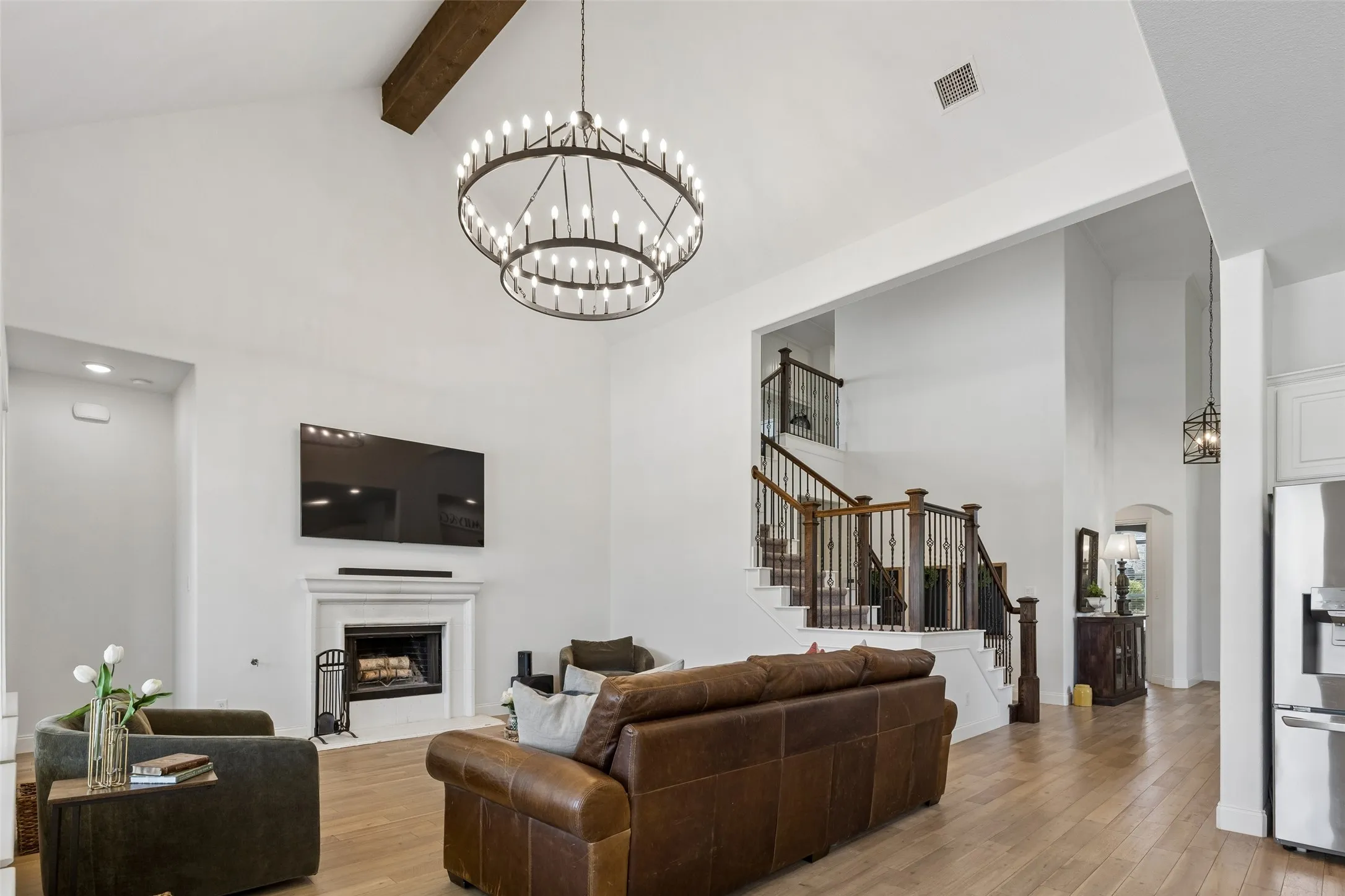 Single Family Residence For Sale in Grayson County , 1818 Turtle Creek Lane, Gunter, Texas 75058, 4 Bedroom, 3 Bathroom, 3 Garage spaces, 3,773 Sqft, built in 2017, mls#21384004, Real Estate Agent in Gunter, Homes For Sale in Grayson county, Homes For Sale in Gunter, Realtor in Gunter Texas, Real Estate Brokerage Independent Realty Texas, Luminita Cordes Realtor