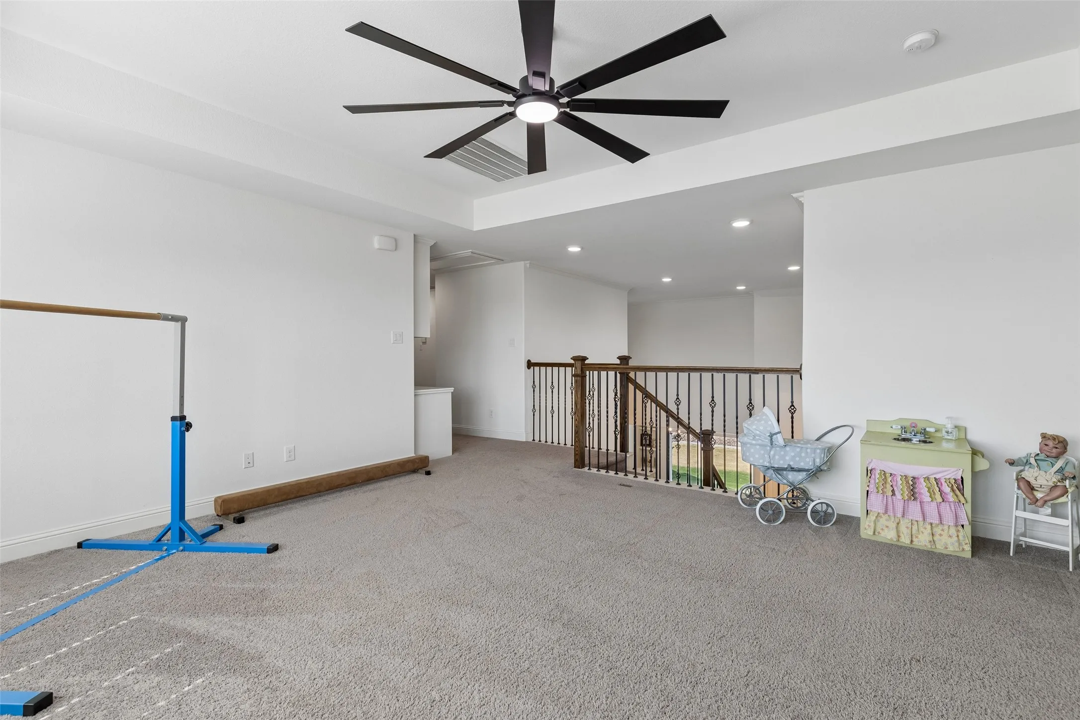 Single Family Residence For Sale in Grayson County , 1818 Turtle Creek Lane, Gunter, Texas 75058, 4 Bedroom, 3 Bathroom, 3 Garage spaces, 3,773 Sqft, built in 2017, mls#21384004, Real Estate Agent in Gunter, Homes For Sale in Grayson county, Homes For Sale in Gunter, Realtor in Gunter Texas, Real Estate Brokerage Independent Realty Texas, Luminita Cordes Realtor