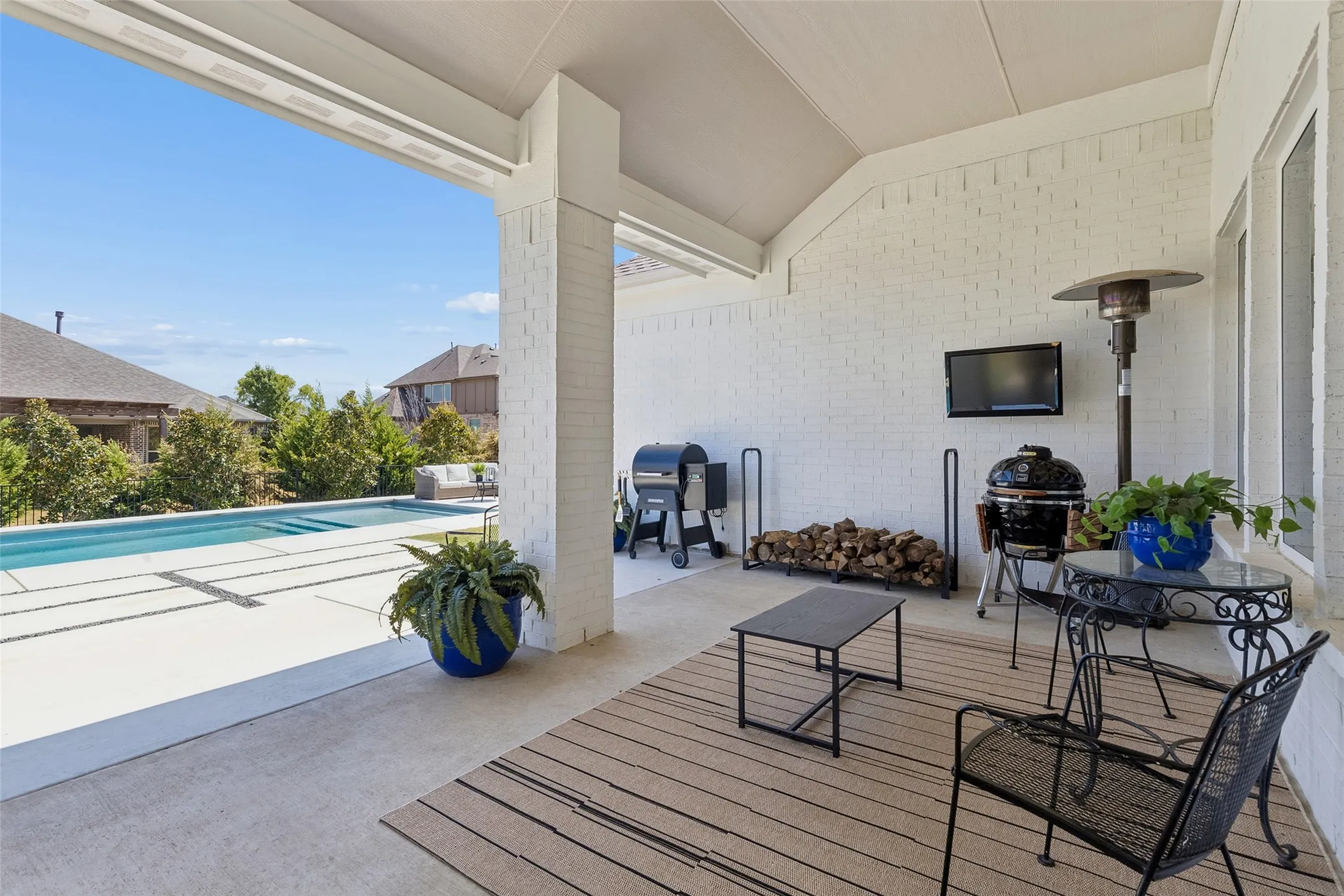 Single Family Residence For Sale in Grayson County , 1818 Turtle Creek Lane, Gunter, Texas 75058, 4 Bedroom, 3 Bathroom, 3 Garage spaces, 3,773 Sqft, built in 2017, mls#21384004, Real Estate Agent in Gunter, Homes For Sale in Grayson county, Homes For Sale in Gunter, Realtor in Gunter Texas, Real Estate Brokerage Independent Realty Texas, Luminita Cordes Realtor
