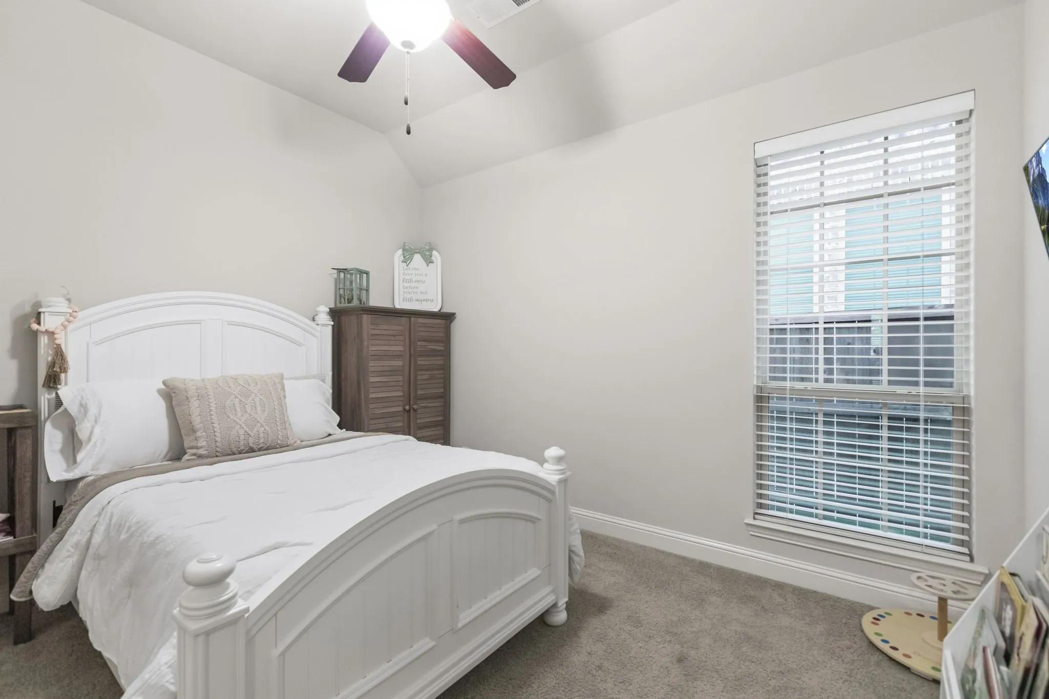 Single Family Residence For Sale in Denton County , 2525 Olive Branch Drive, Lewisville, Texas 75056, 3 Bedroom, 2 Bathroom, 2 Garage spaces, 2,157 Sqft, built in 2016, mls#21382604, Real Estate Agent in Lewisville, Homes For Sale in Denton county, Homes For Sale in Lewisville, Realtor in Lewisville Texas, Real Estate Brokerage Independent Realty Texas, Luminita Cordes Realtor